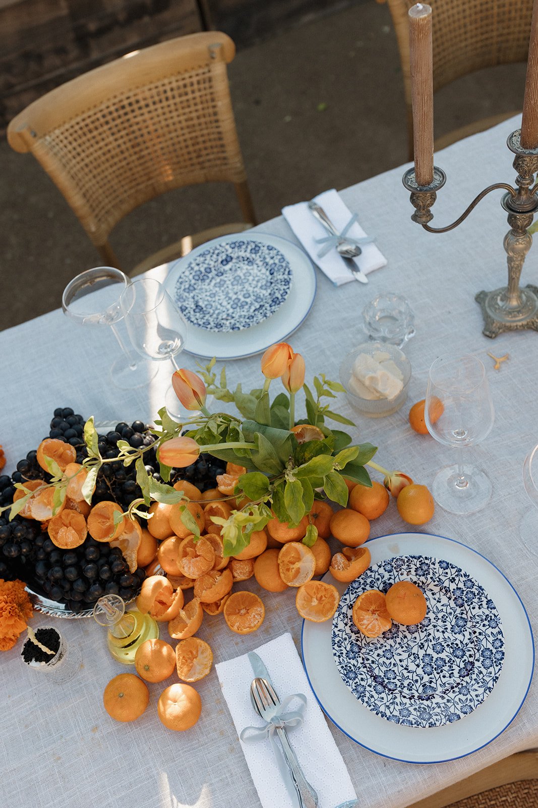 overhead-detail-photo-garden-tablescape-jasper-lane-events.jpg