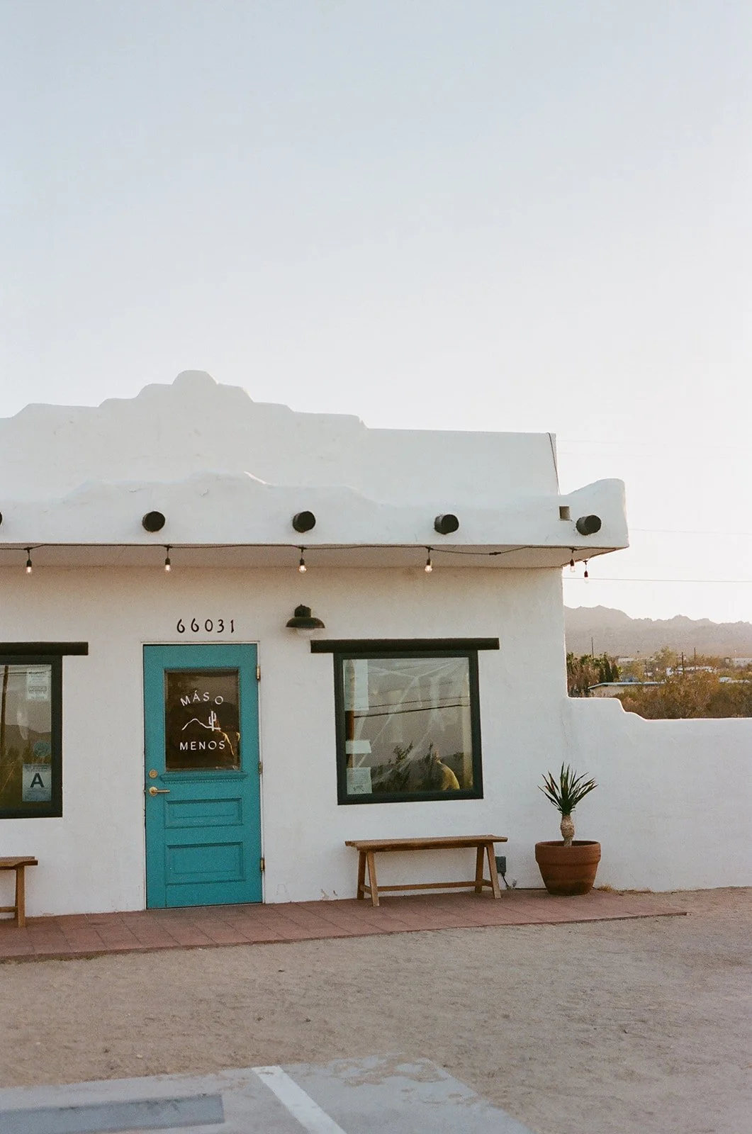 mas-o-menos-wedding-welcome-party-joshua-tree.jpg