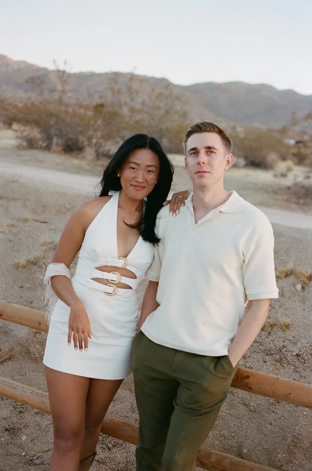 couples-portrait-welcome-party-joshua-tree-jasper-lane-events.jpg