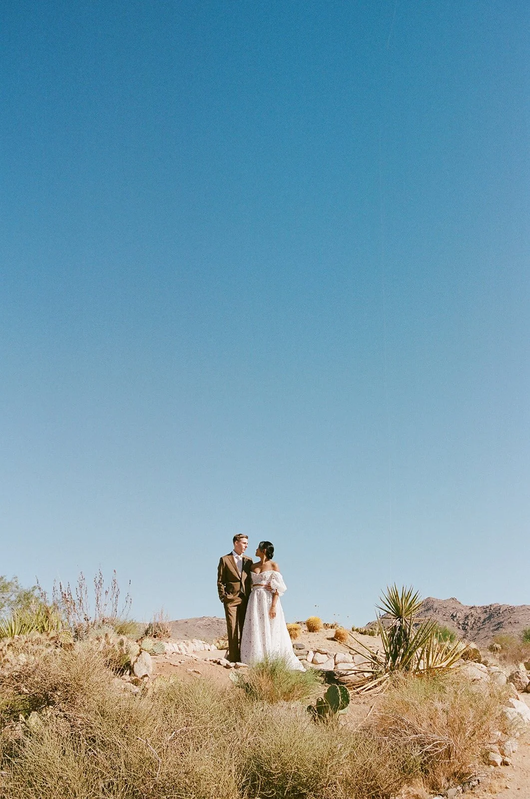 couple-portrait-joshua-tree-jasper-lane-events.jpg
