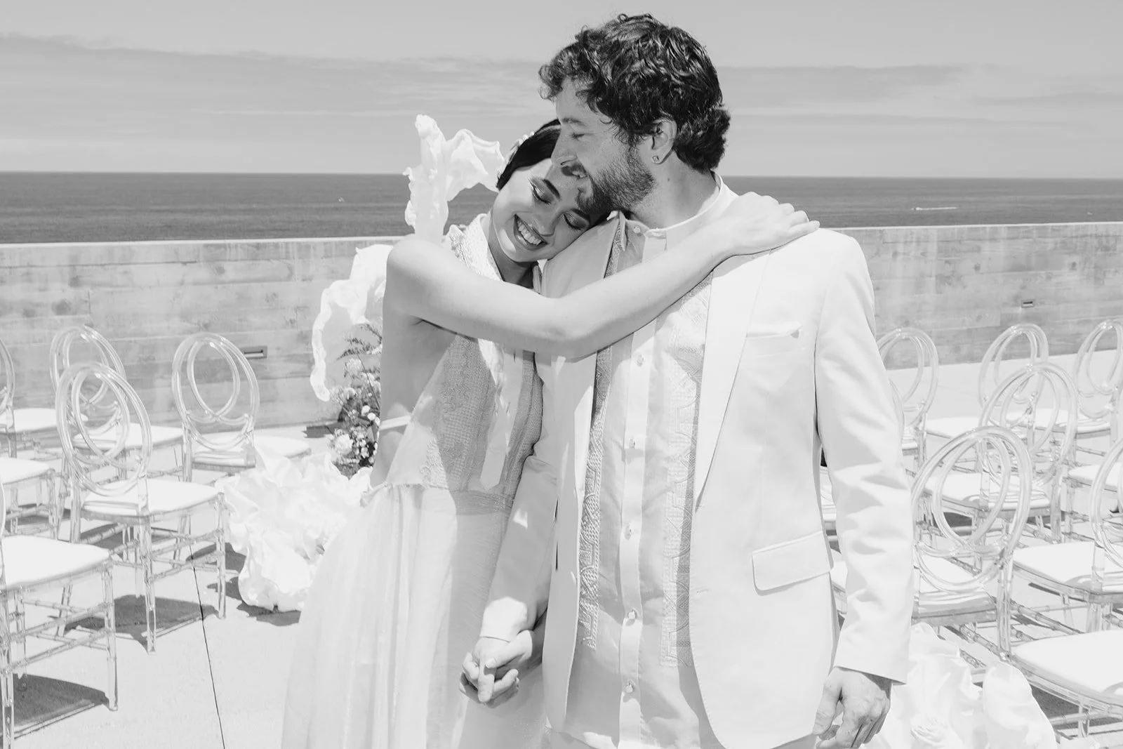 romantic-portraits-blk-white-coastal-wedding-jasper-lane-events.jpeg