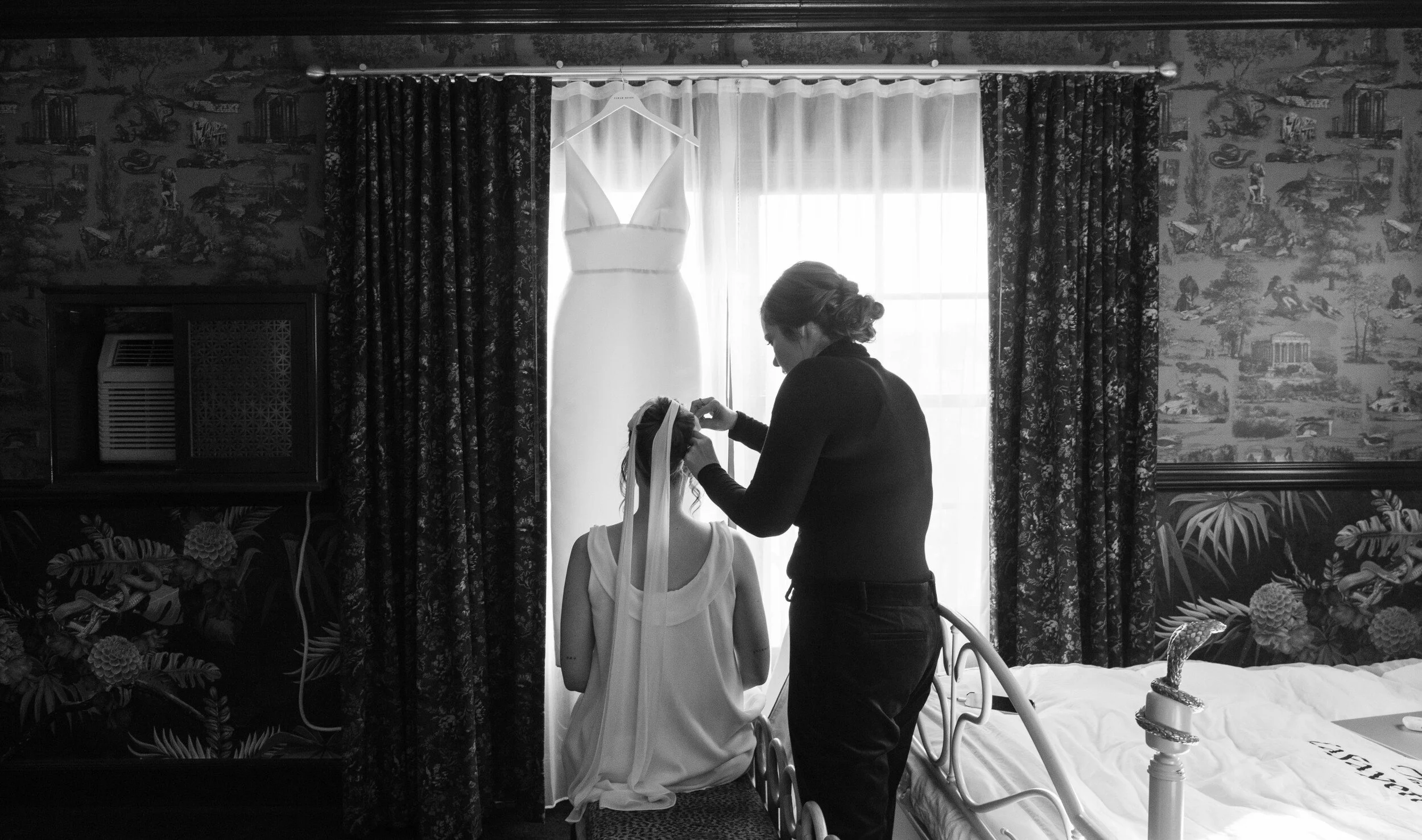 bridal-getting-ready-la-wedding-jasper-lane-events.jpeg