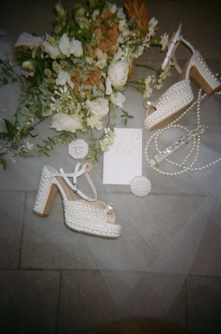 bridal-accesory-flatlay-detail-jasper-lane-events.jpeg