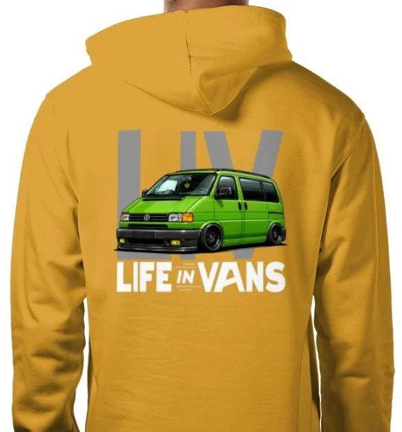 Screenshot_22-4-2026_152130_www.tshirtstudio.com.jpeg