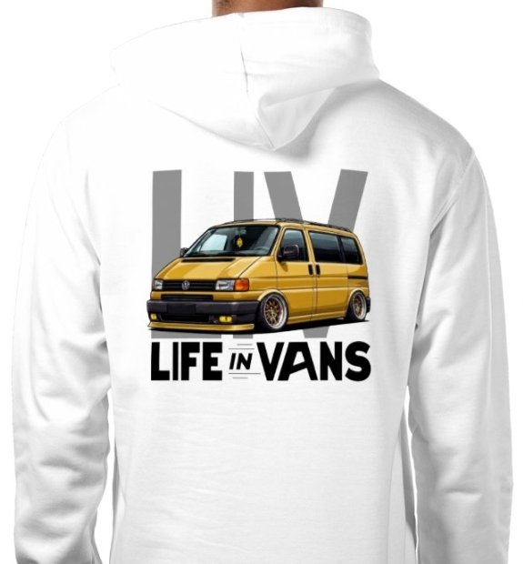 Screenshot_22-4-2026_135034_www.tshirtstudio.com.jpeg