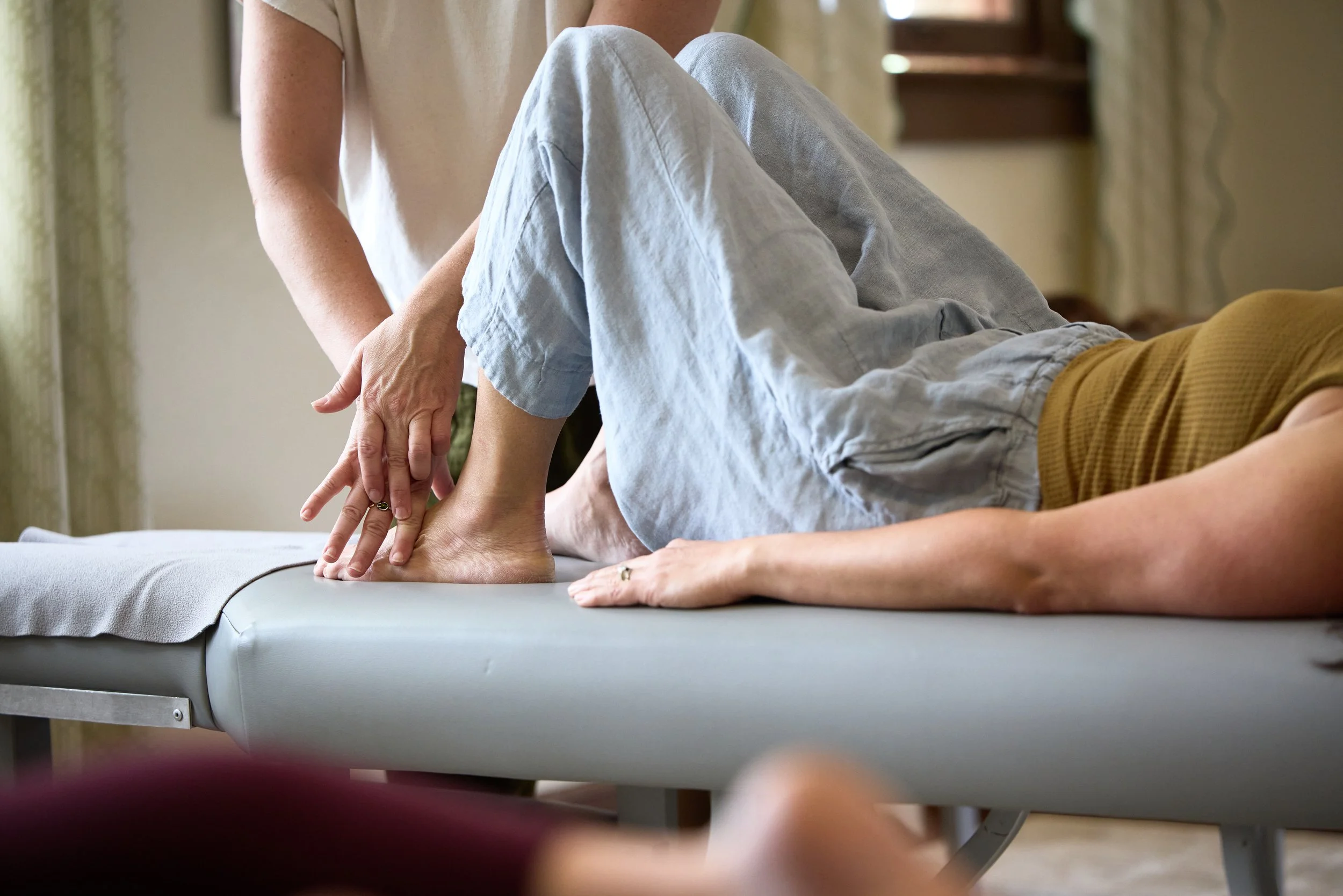 Dr. Kristen Montoya providing NetworkSpinal care for creatives and visionaries at Windhorse Chiropractic in Bishop Arts, Dallas.