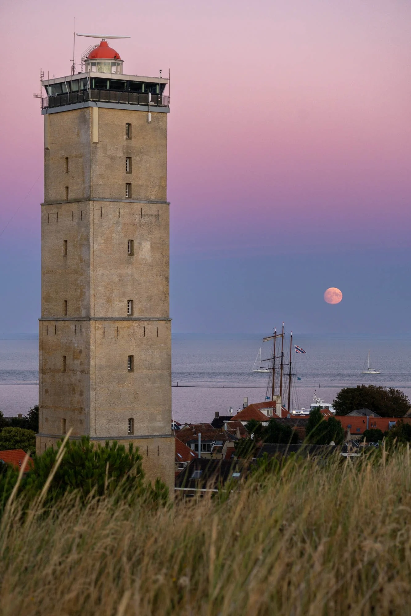 marjoleinvanrosmalen-Brandaris-maan-duin.jpg