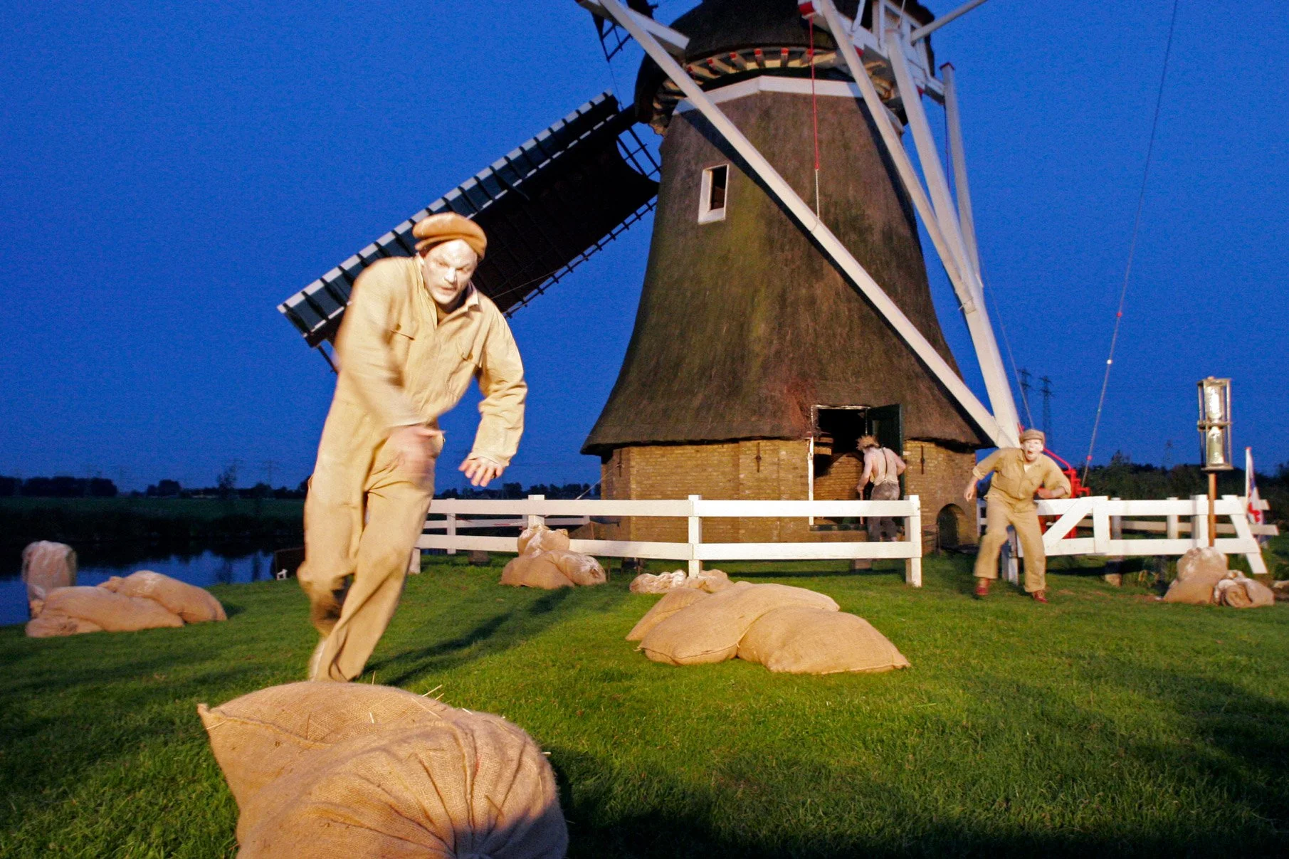 compagnie-barrevoet-3-luw.jpg