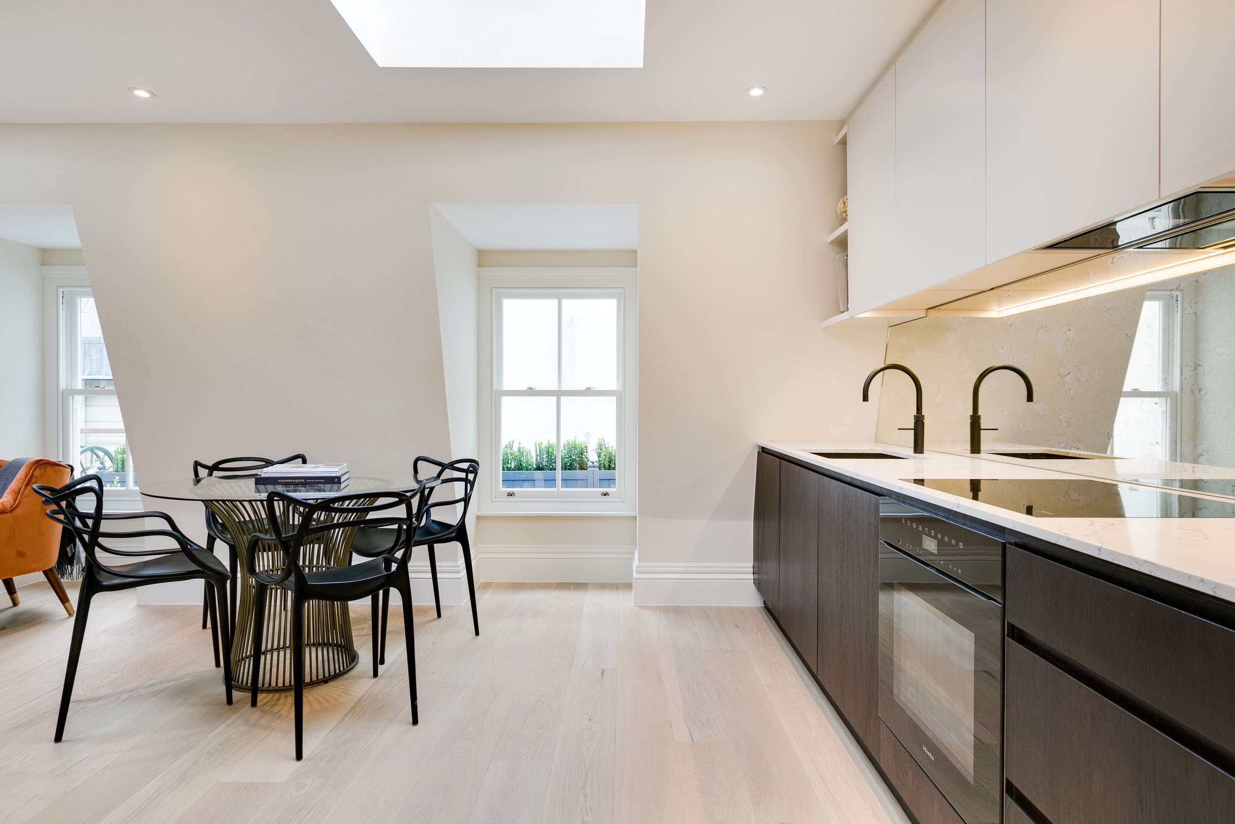 Queen_s Gardens 52, Flat 7-25.jpg