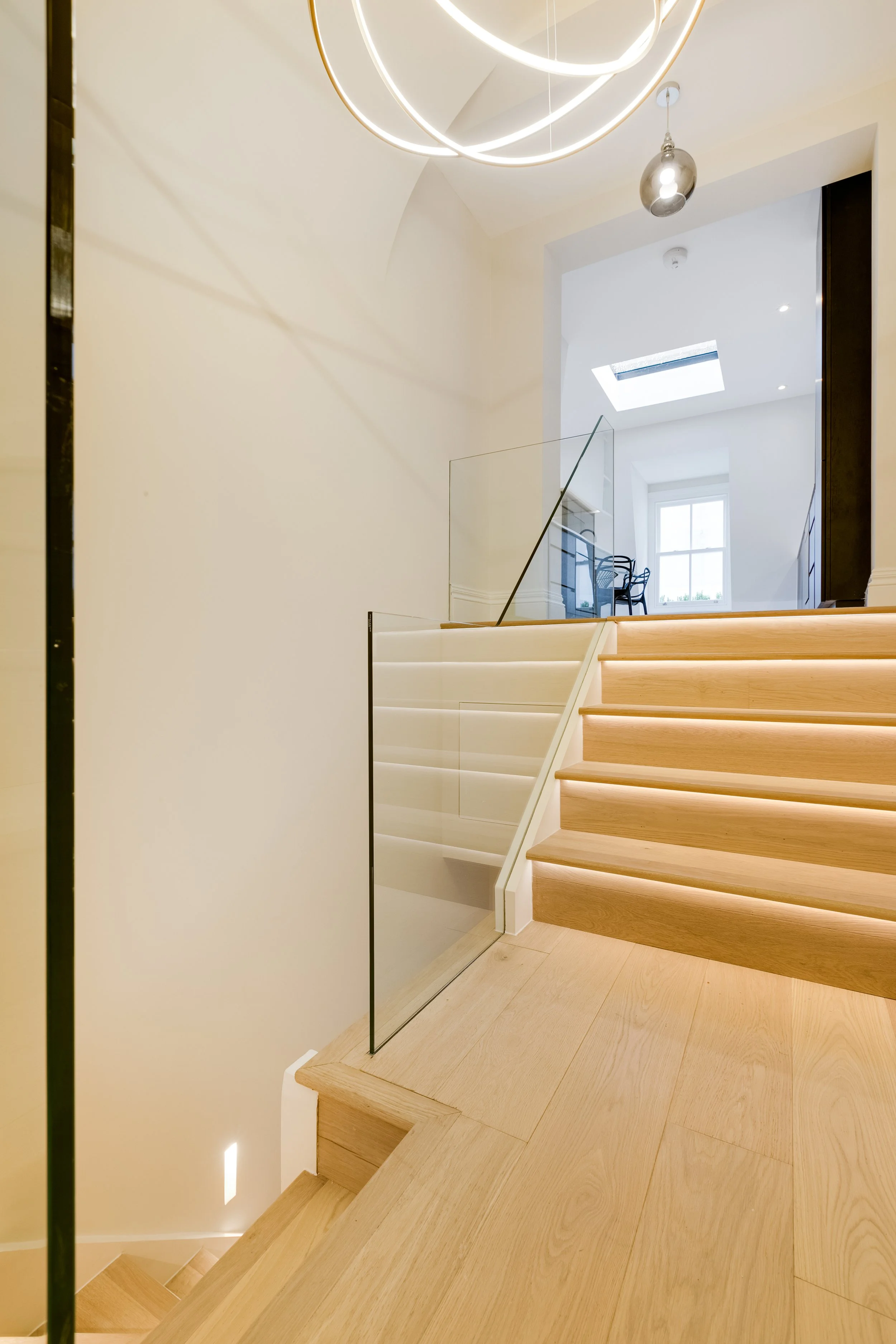 Queen_s Gardens 52, Flat 7-32.jpg