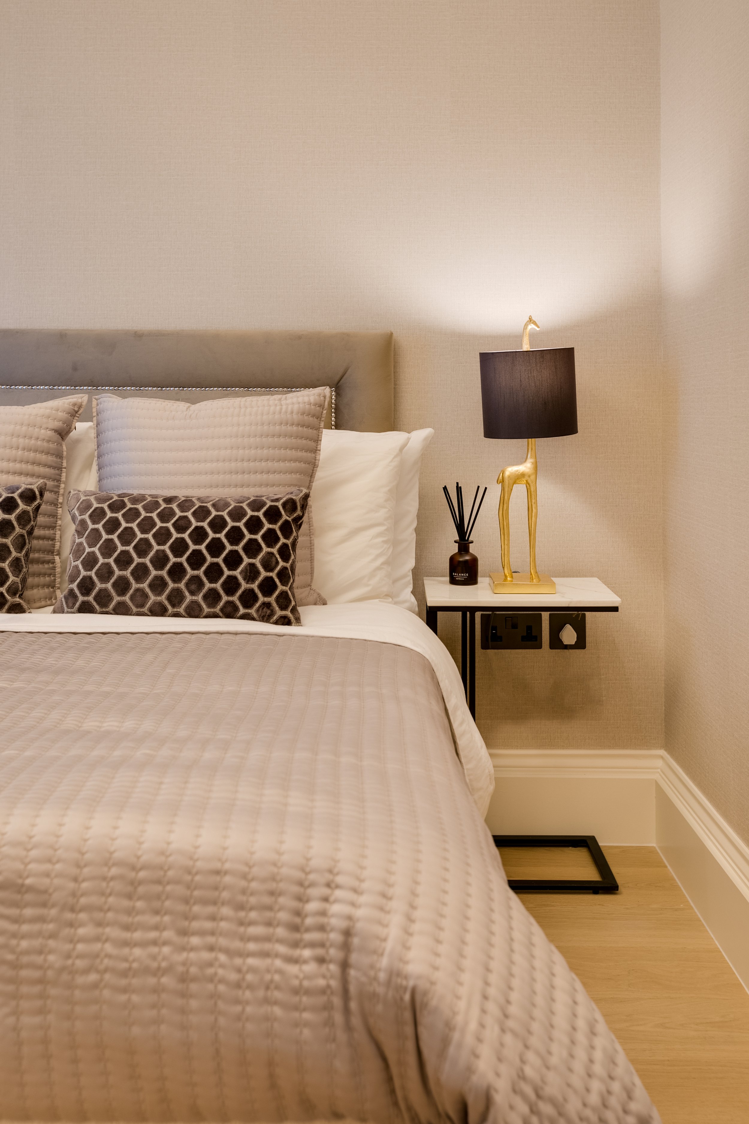 Queen_s Gardens 52, Flat 7-9.jpg