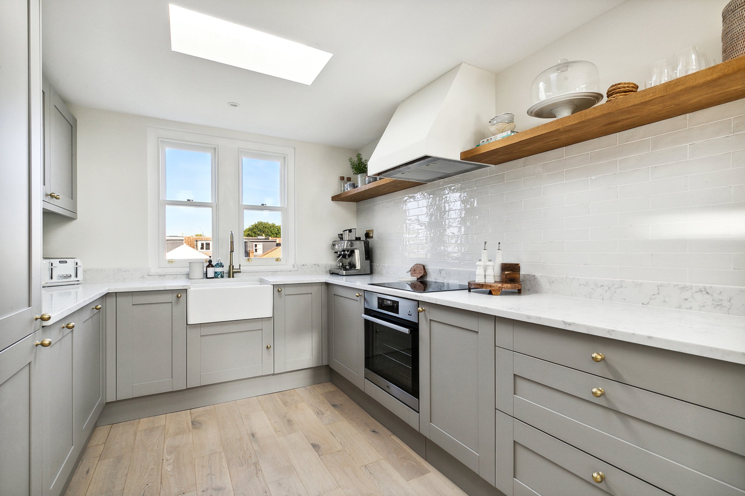 49B Hydethorpe Road-7.jpg