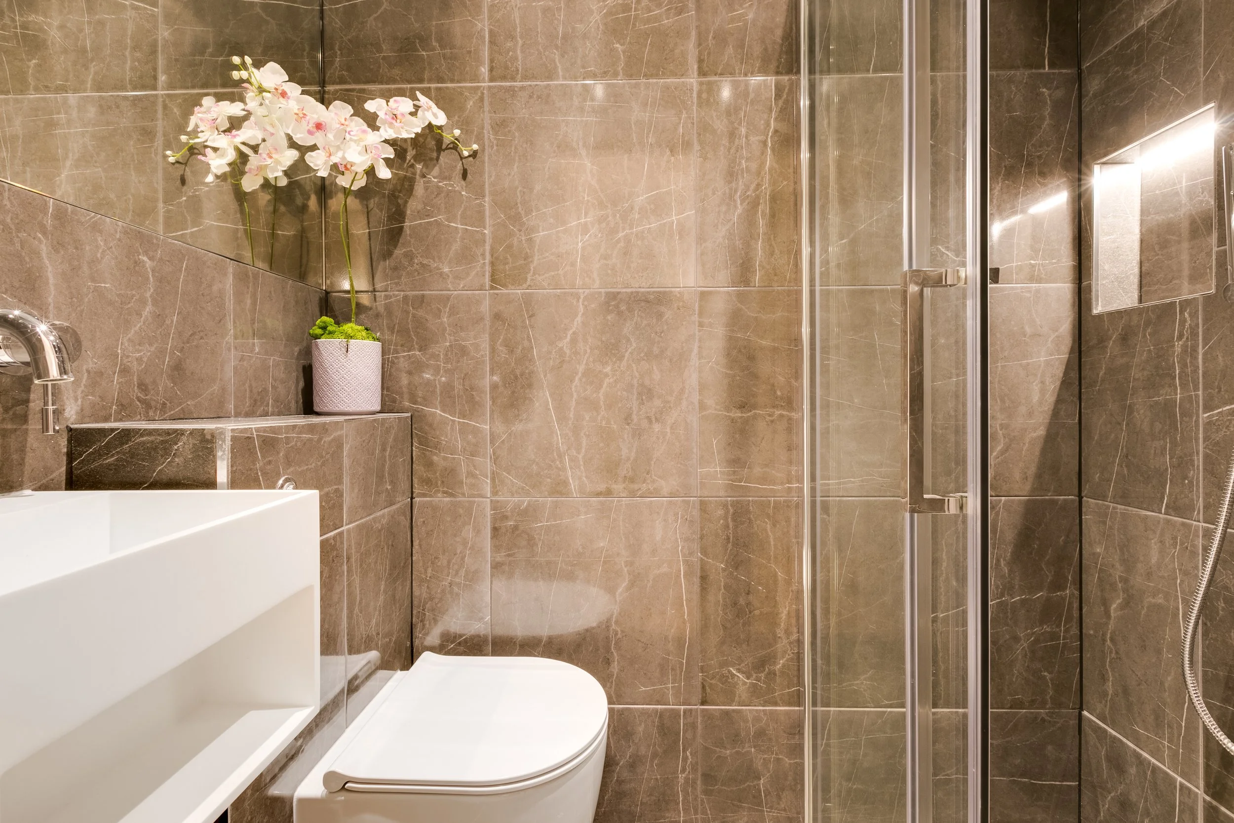 Queen_s Gardens 52, Flat 7-6.jpg