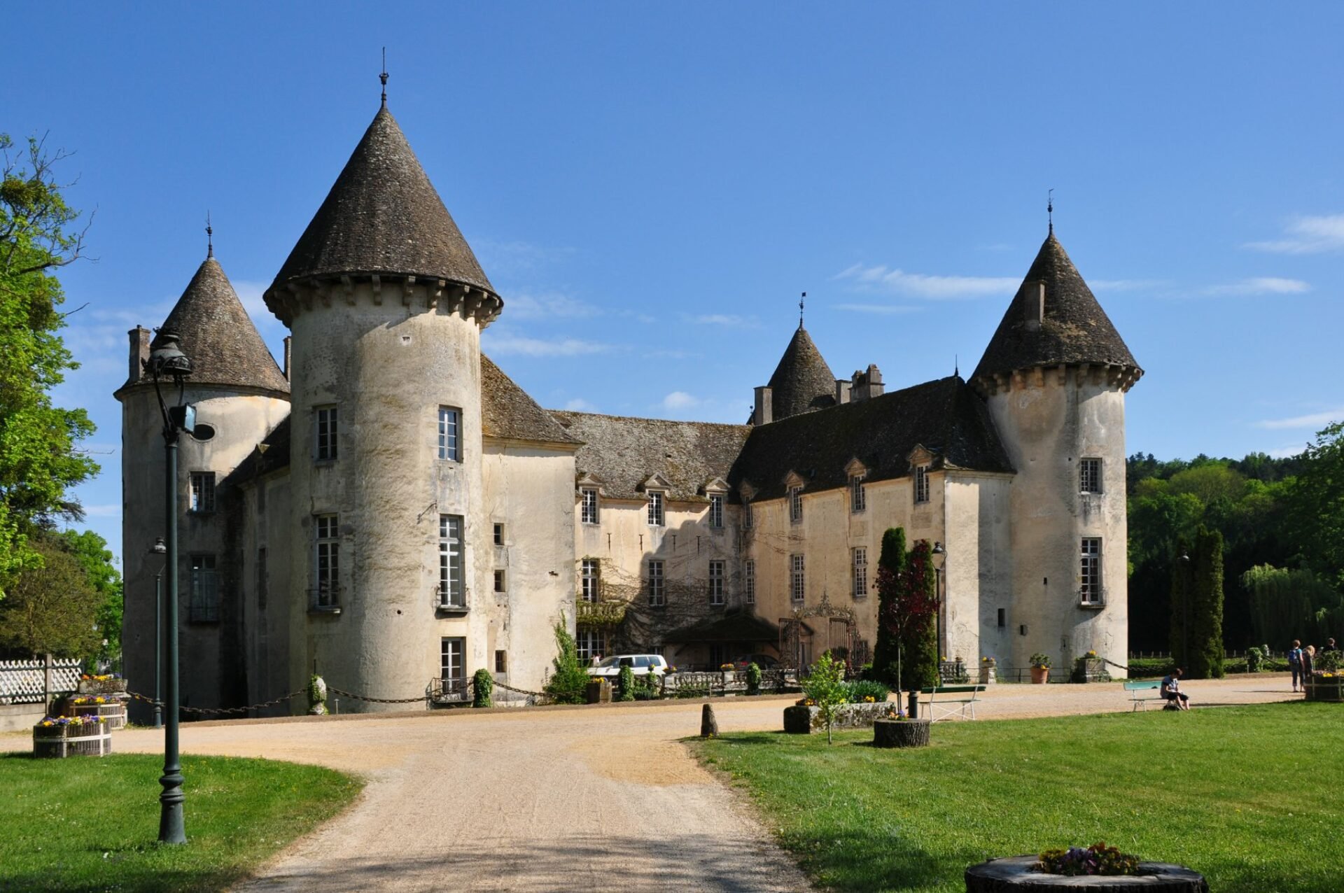 Château de Savigny-Lés-Beaune castle
