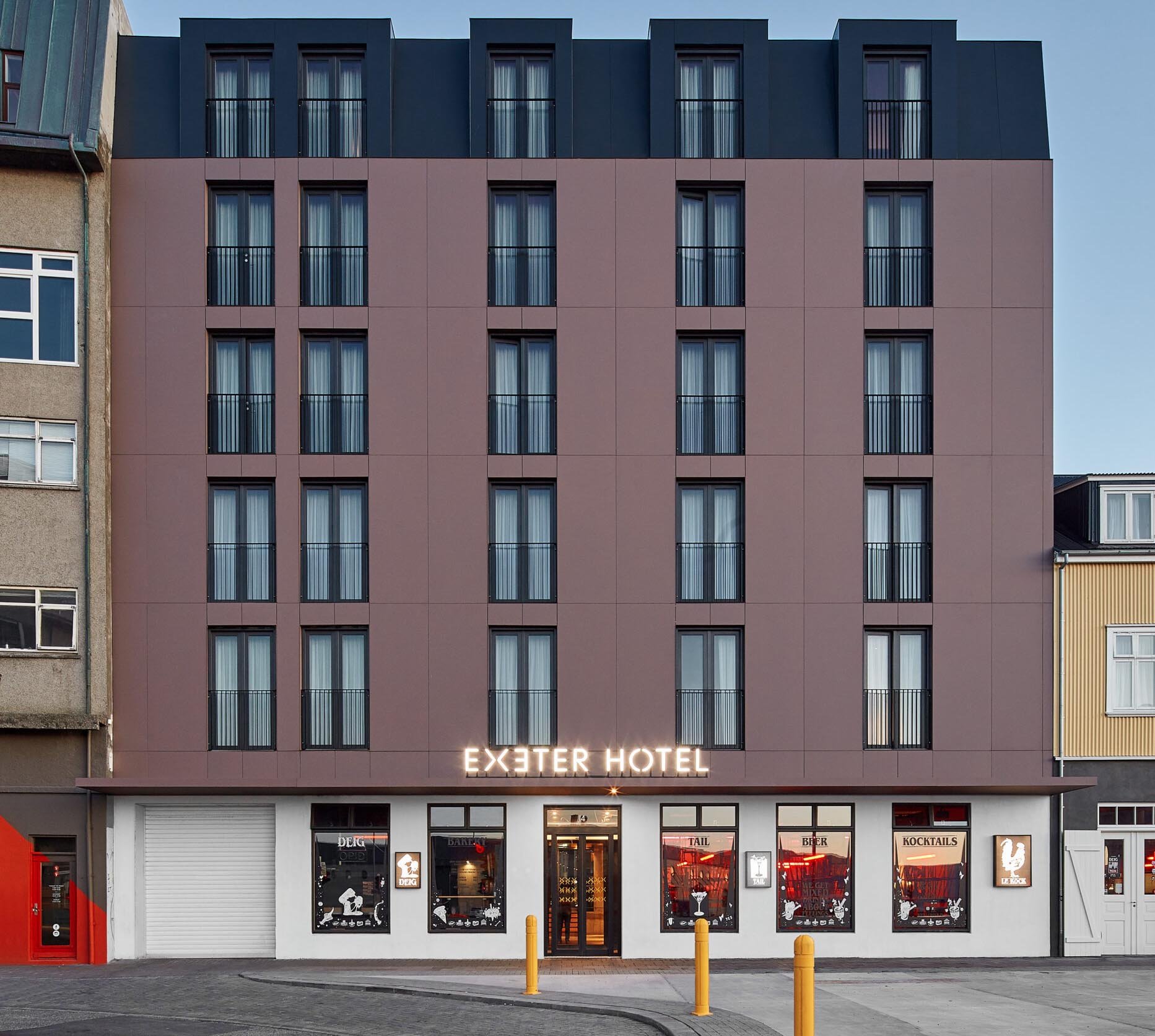 Naustreitur – Construction and Redevelopment of a Historic City Block