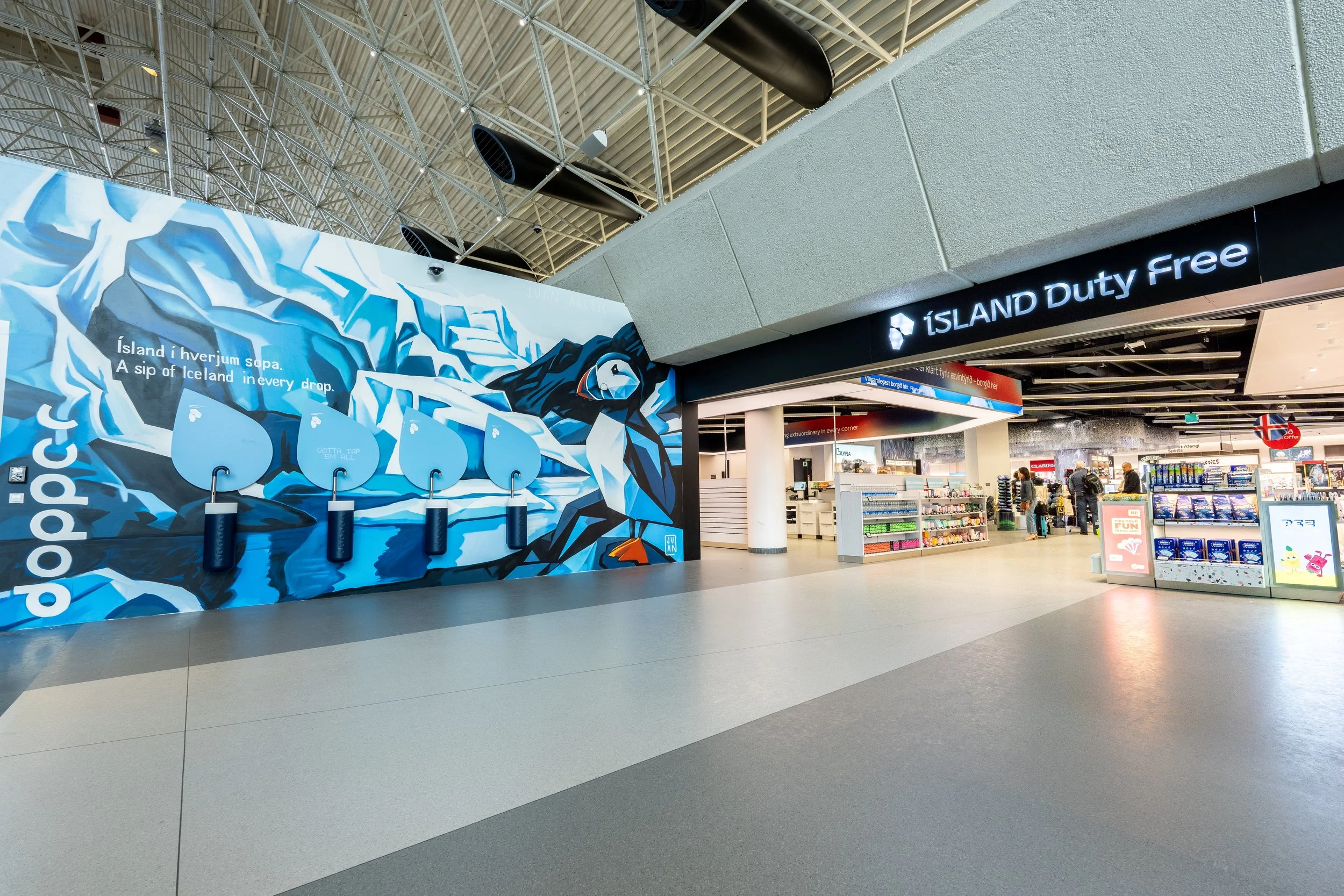 Kef Duty Free Interior
