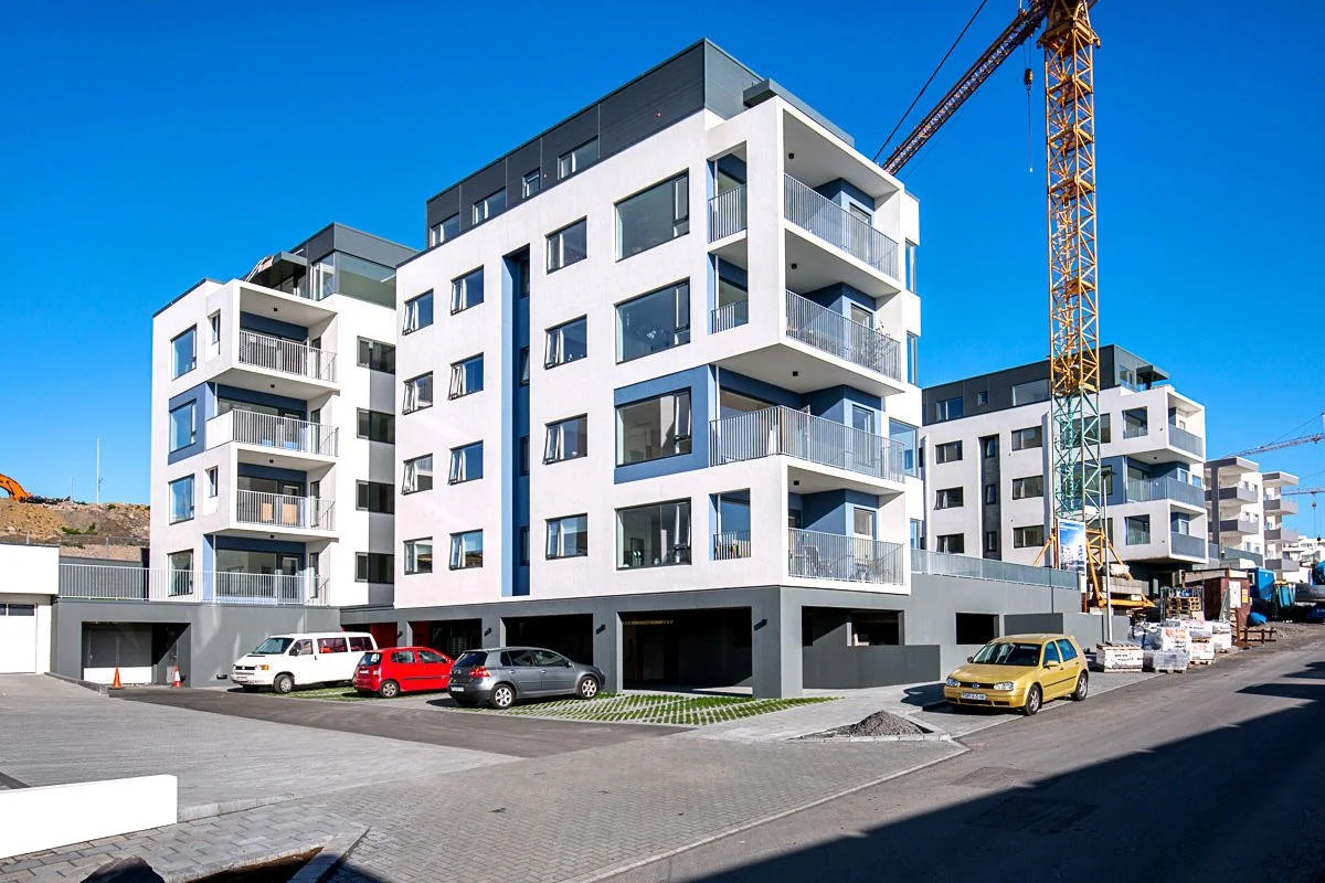 Holtsvegur 37-39