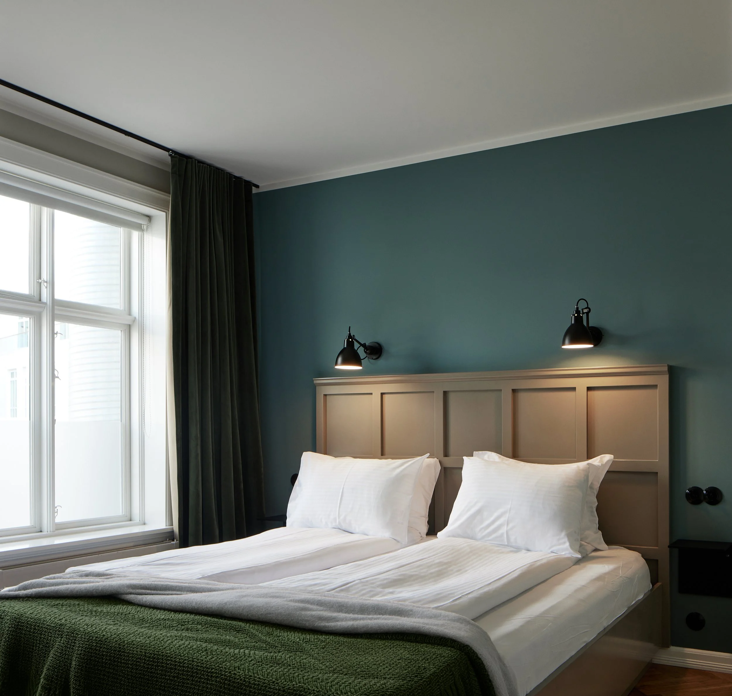 ROOM4 6.jpg