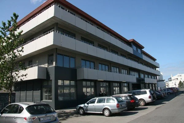 Eyja Hotel  Bruatarholt 10-14
- Hotel - 65 hotel apartments
- Completed 2016