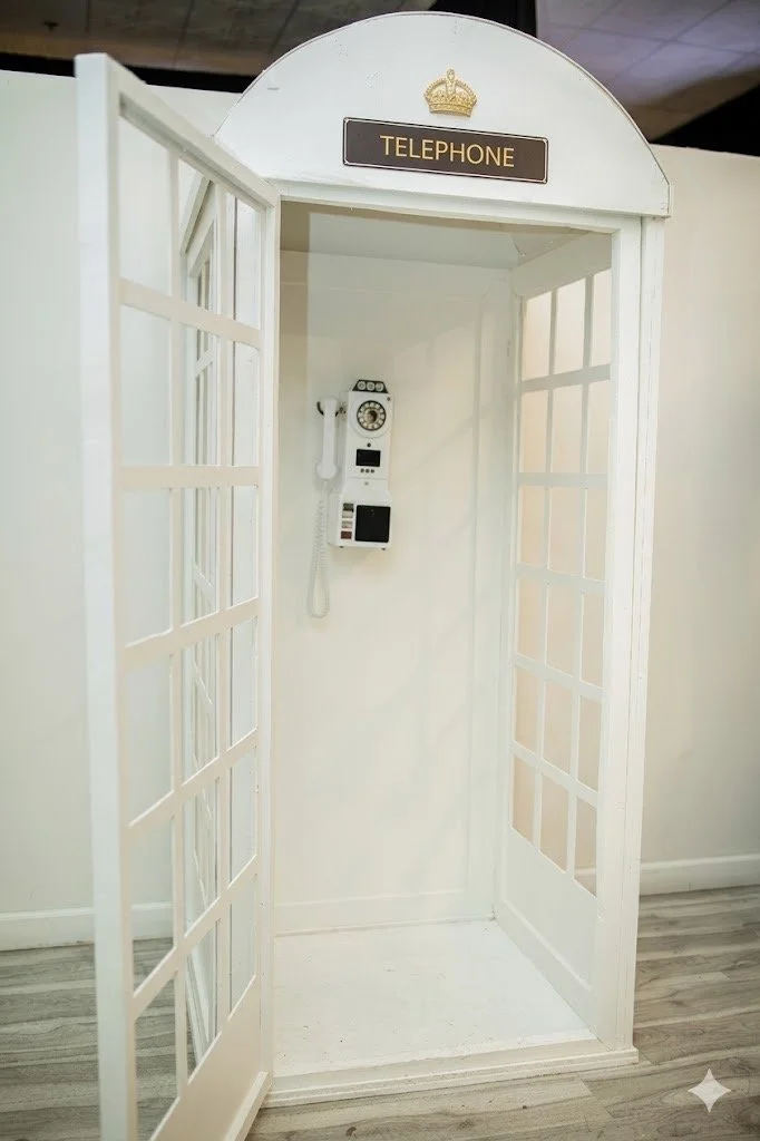 Vintage British-Style Telephone Booth