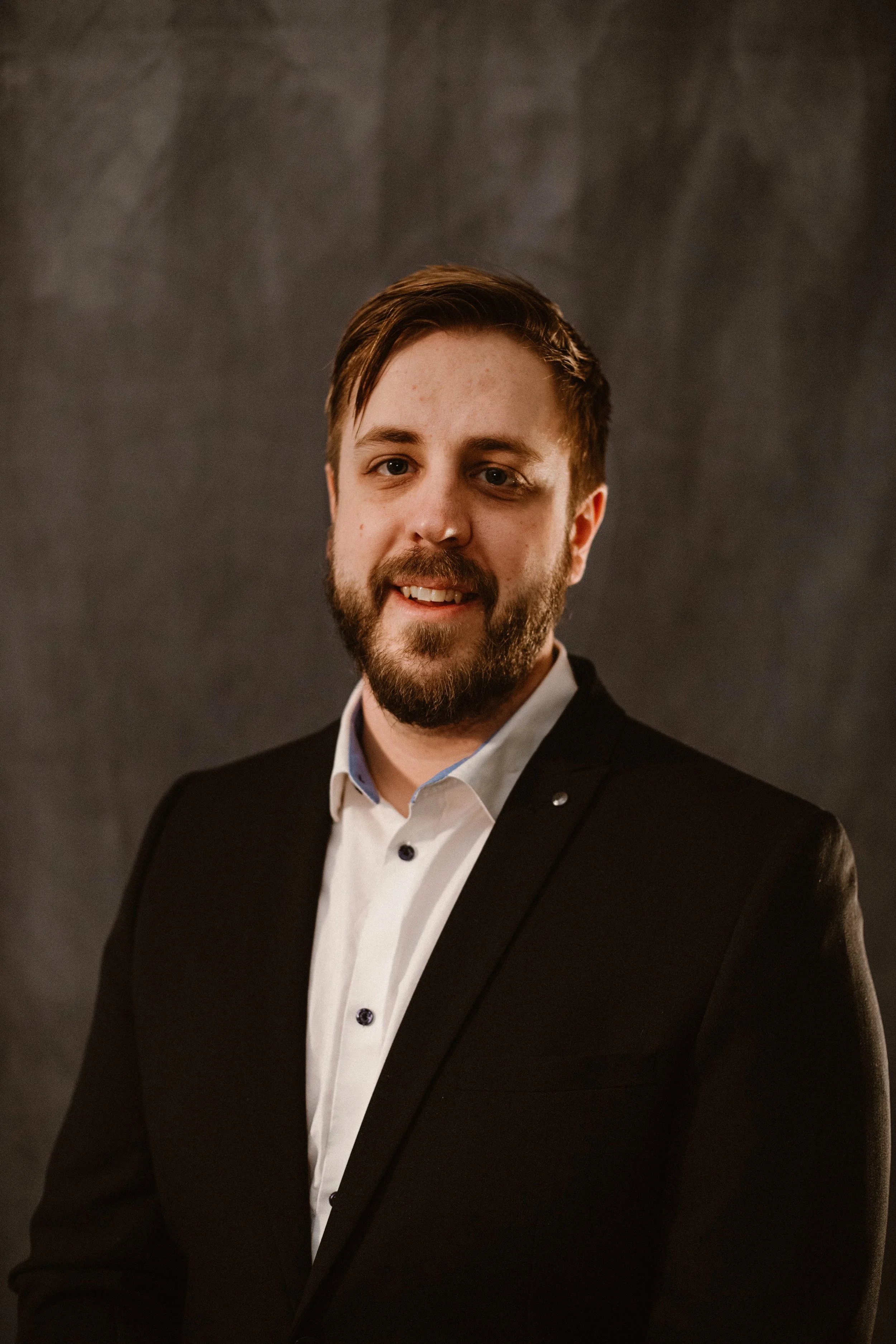 Calgary Headshot Photographer