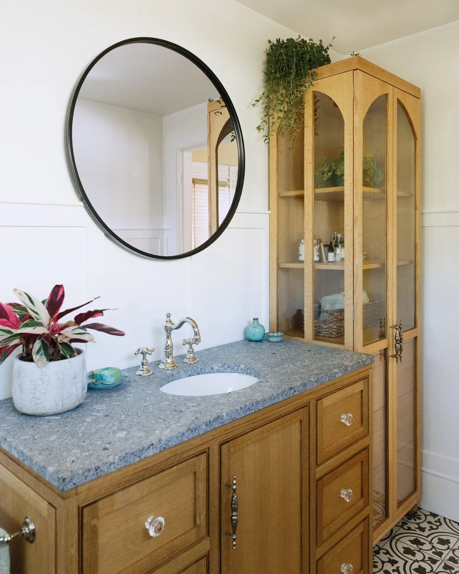 Oak Vanity & Linen Cabinet, Rockport