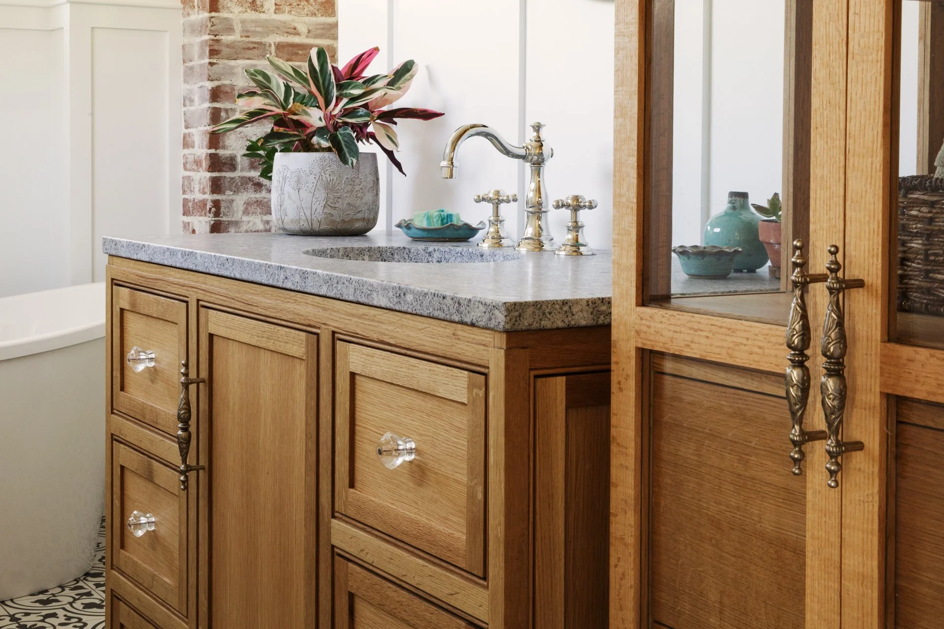 Oak Vanity and Linen Cabinet_13.Web.jpg