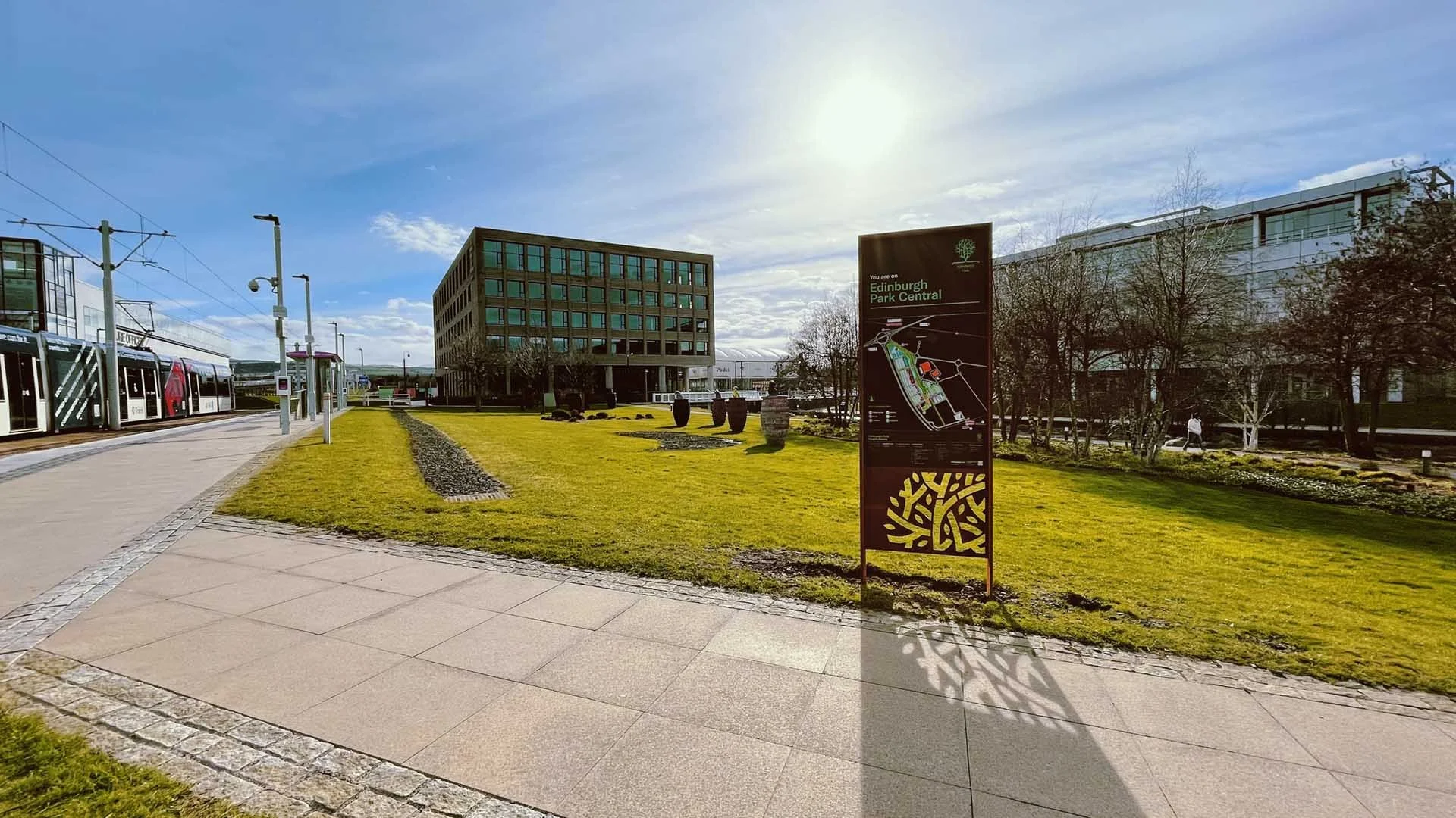 Edinburgh-Park-wayfinding_Central_1920_1080.jpg