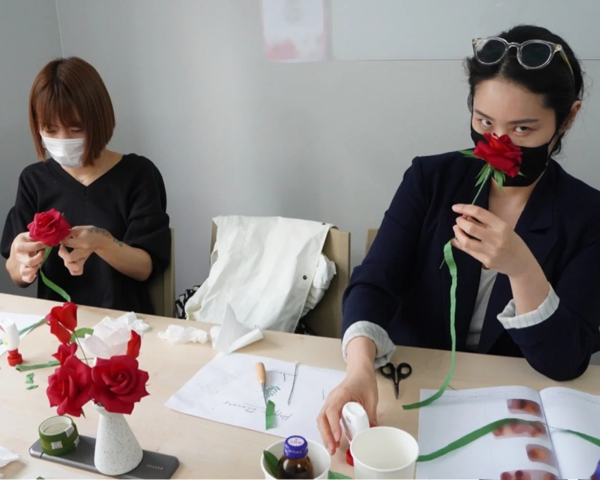 Paper workshop in Seoul Korea. making paper roses.