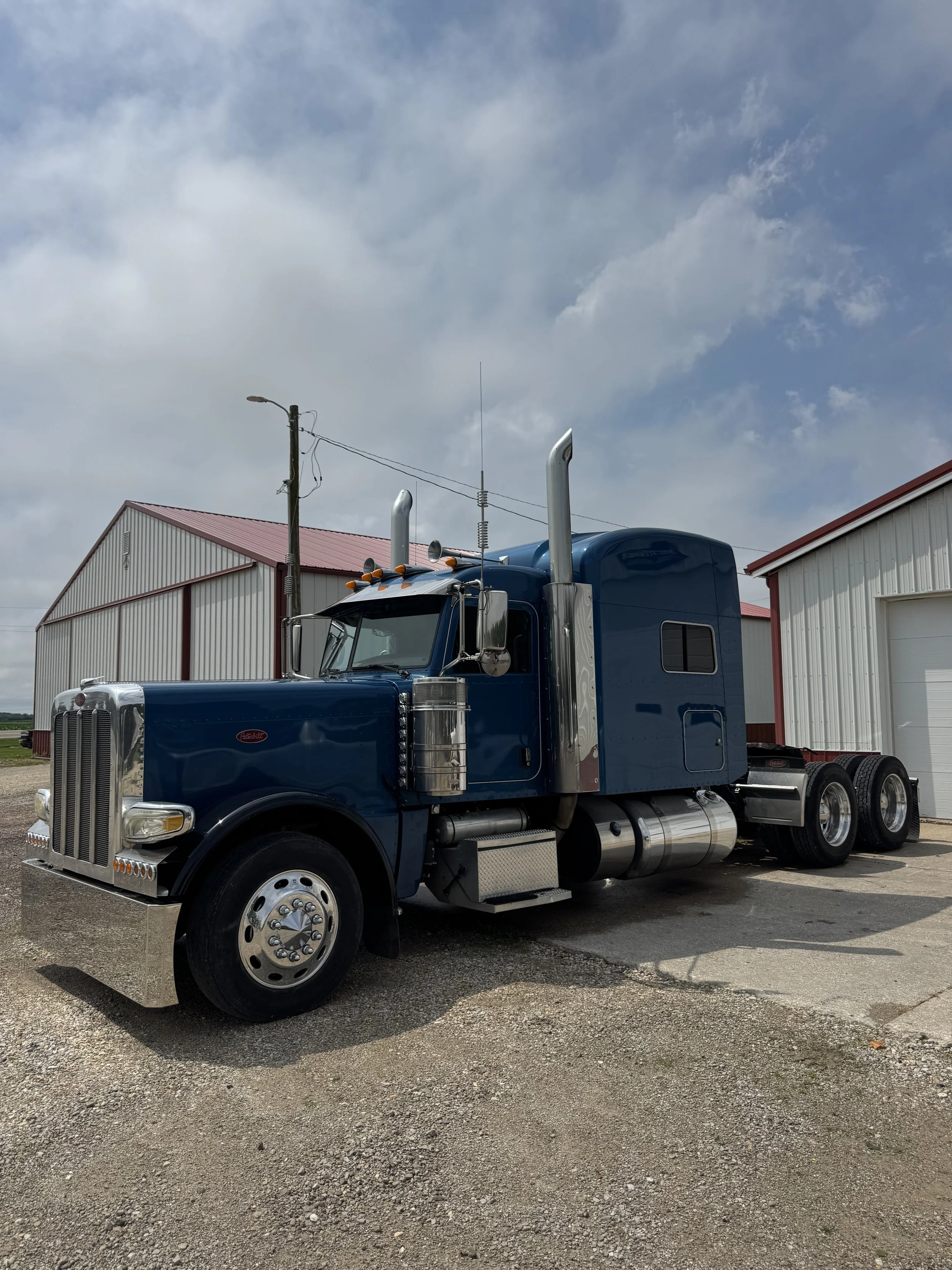 2019 Peterbilt 389