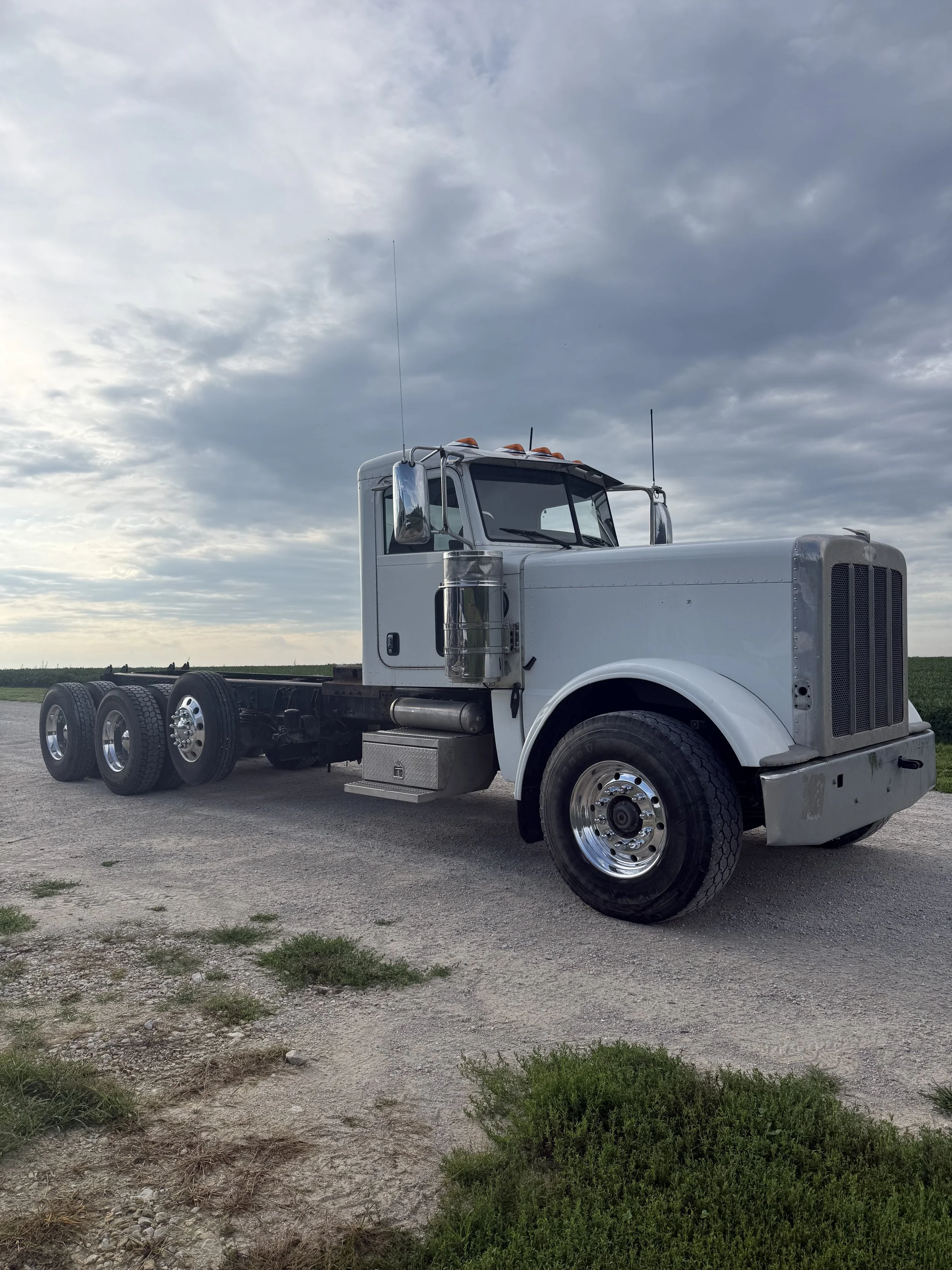2016 Peterbilt 389