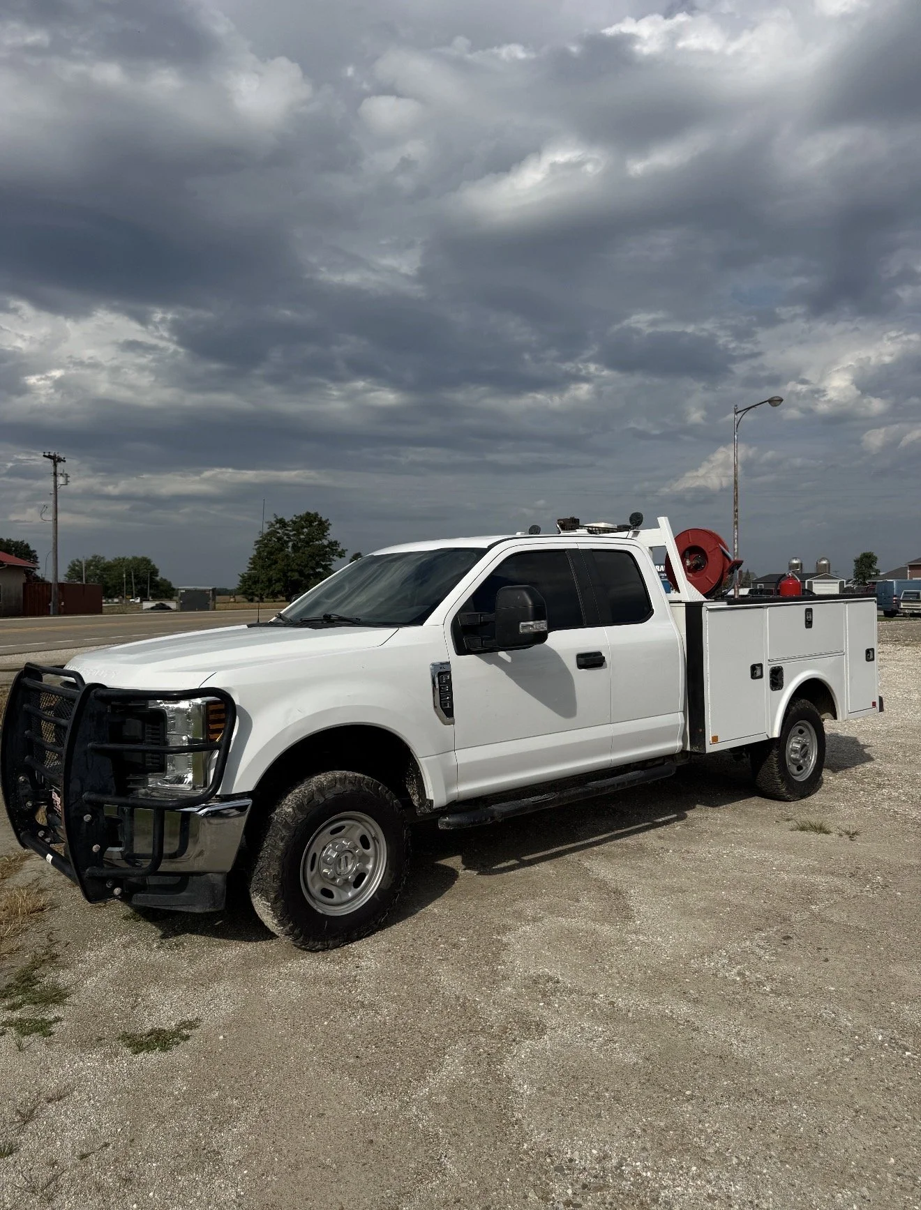 2019 Ford F-350 XLT Pickup 4D 8ft