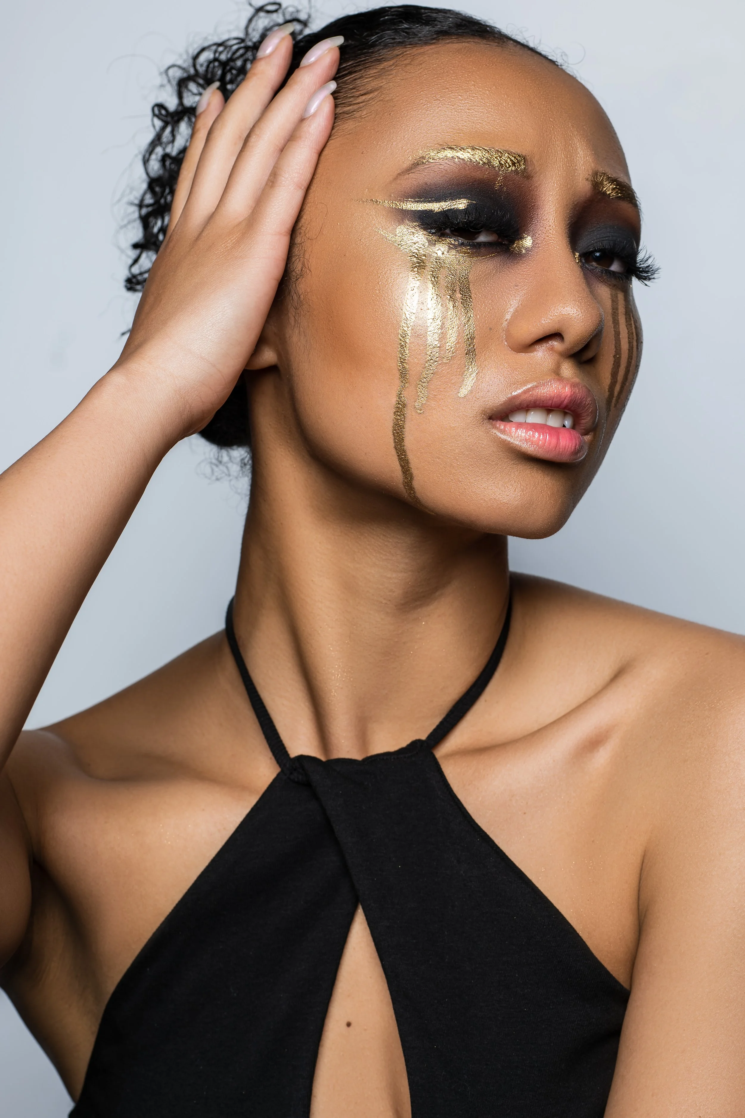 OnyeShadowGoldbyOMPhoto4.jpg