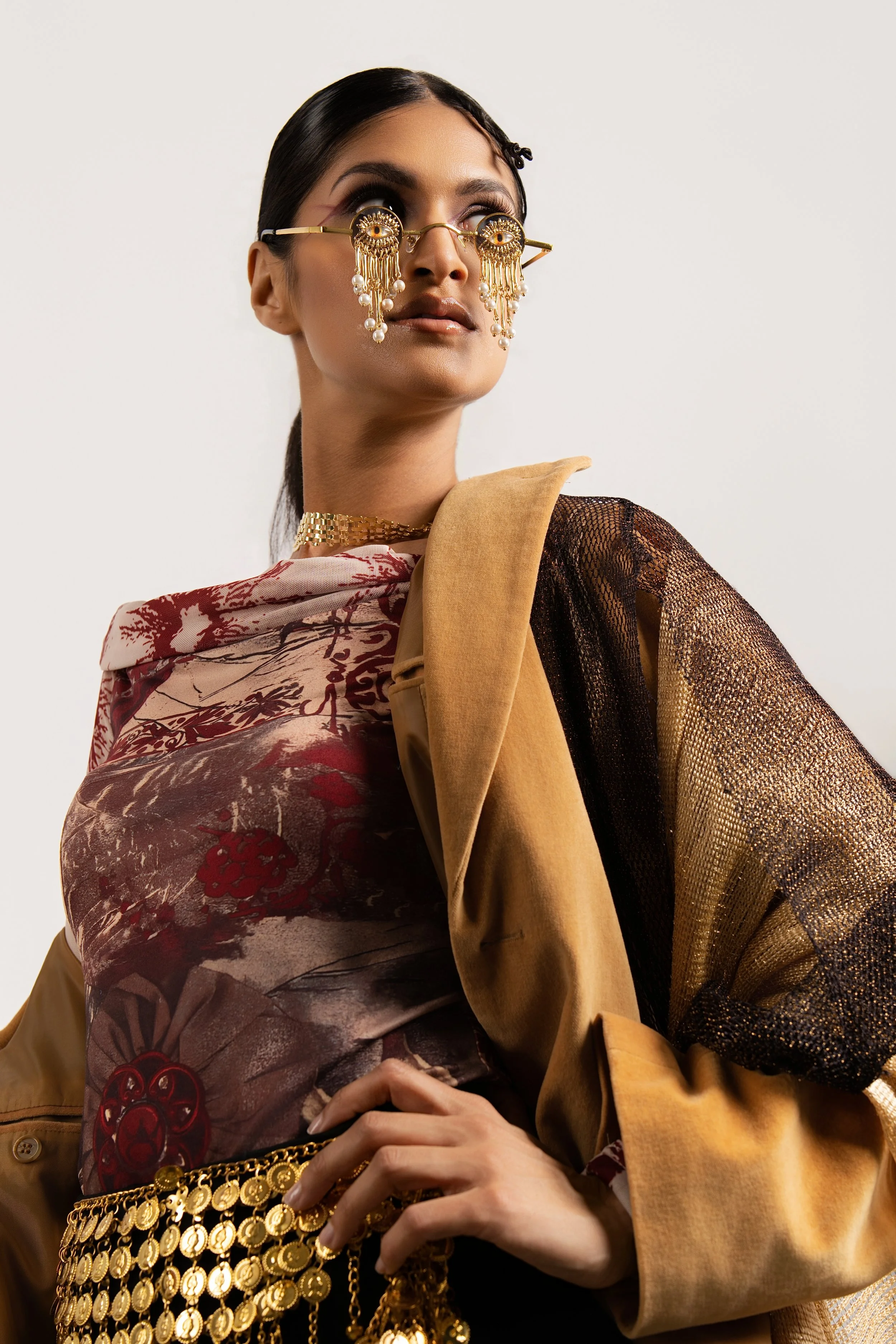 NarinGoldLookbyOMPhoto-6.jpg