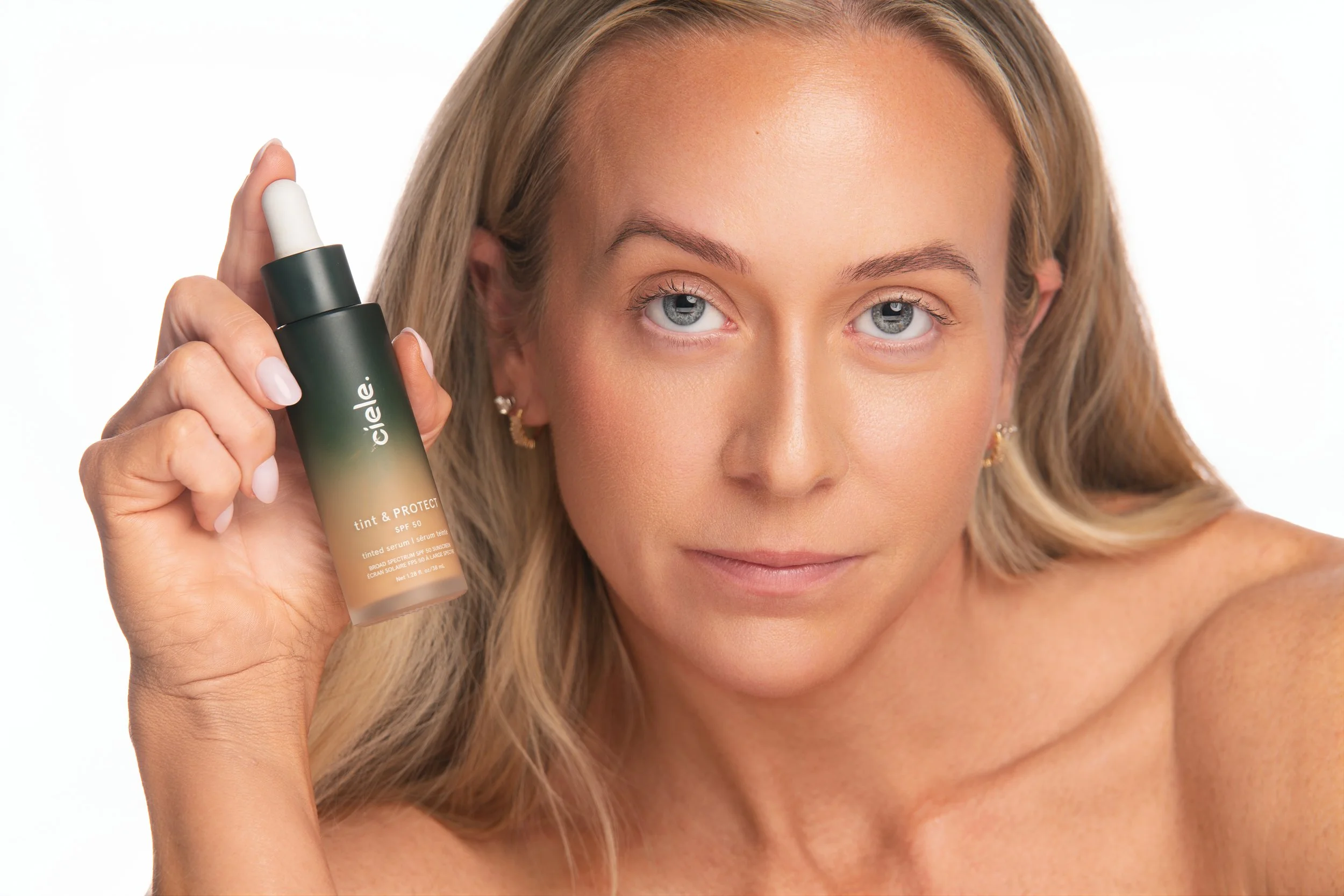 RobinBeautyxProductbyOMPhoto-(7 of 11).jpg