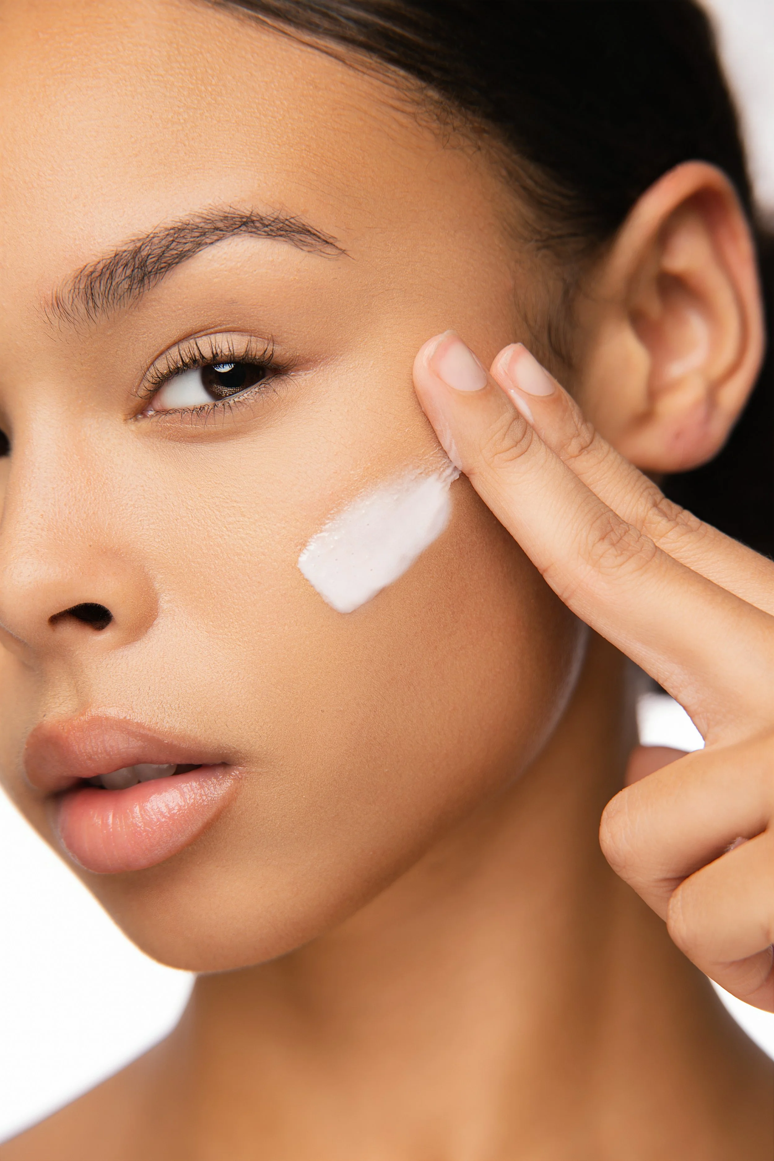 TaliaFendySkinbyOMPhoto-(5 of 6).jpg