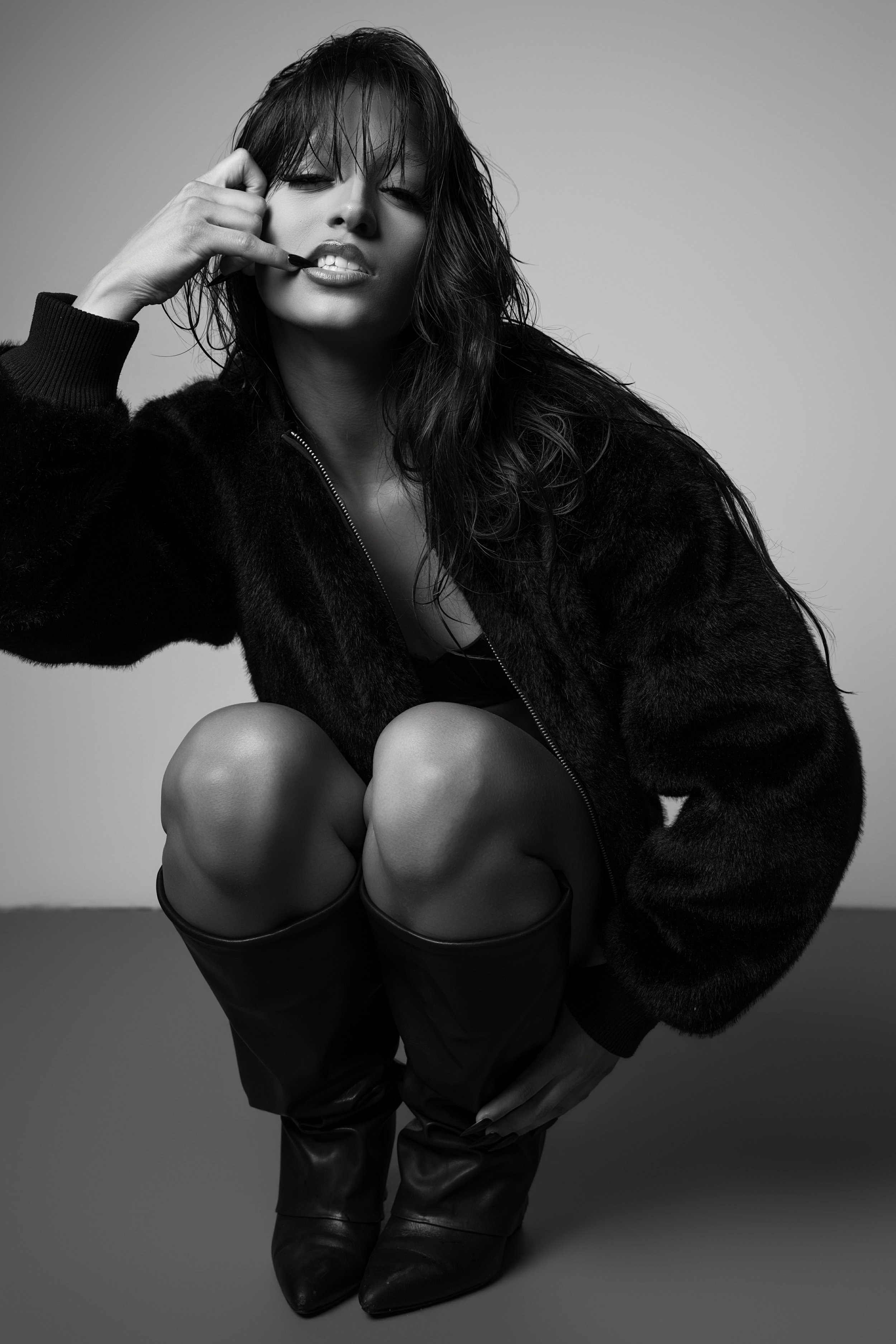 SupriyaBlackFurBWbyOMPhoto-(4 of 9).jpg