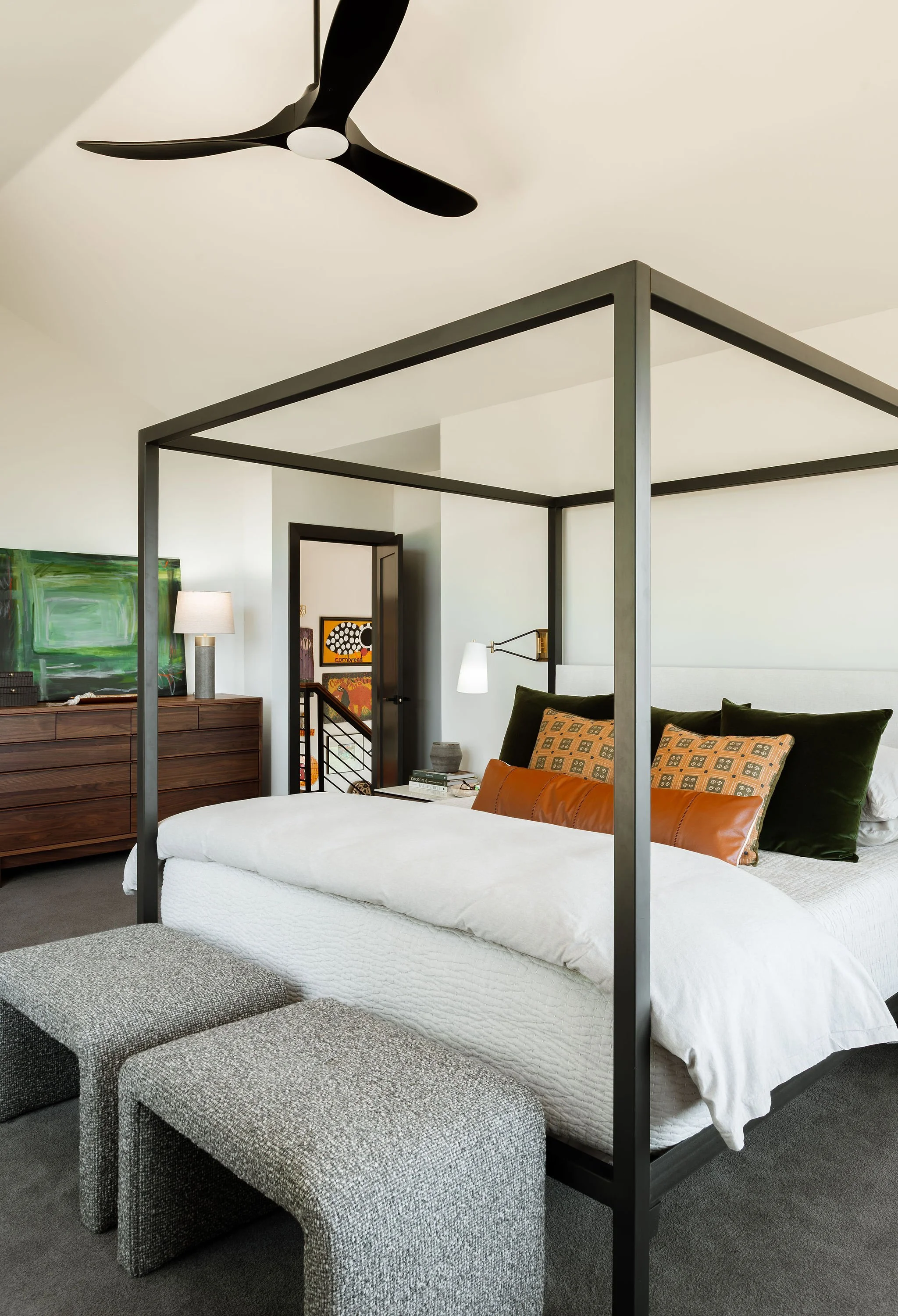 ElkView-PrimaryBed-01.jpg