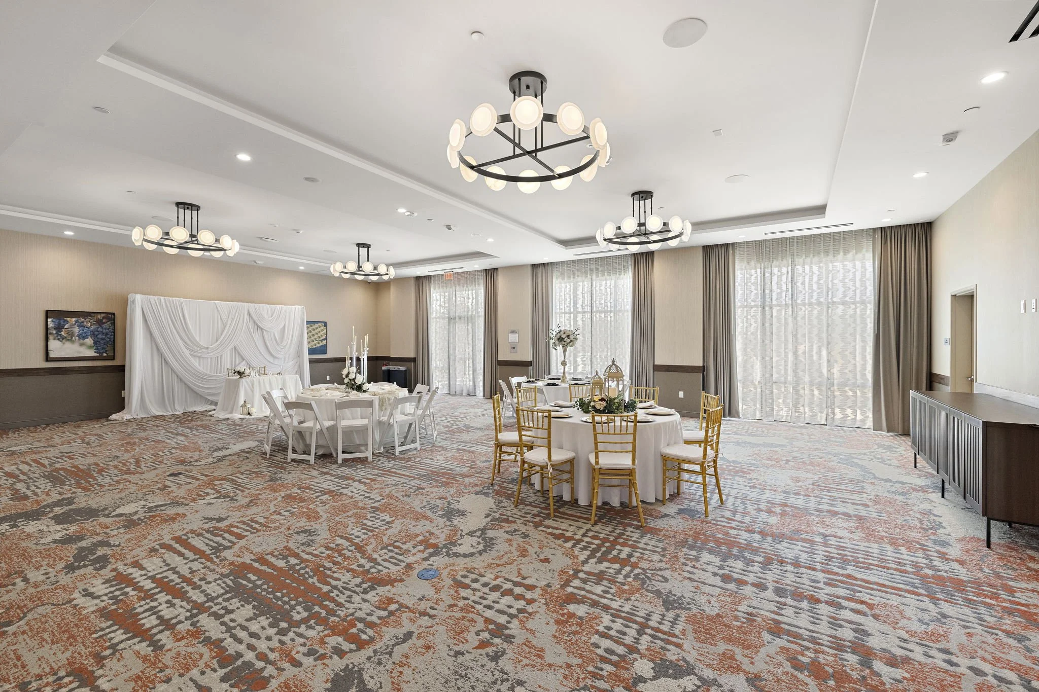 24-web-or-mls-HAMPTON 18.jpg