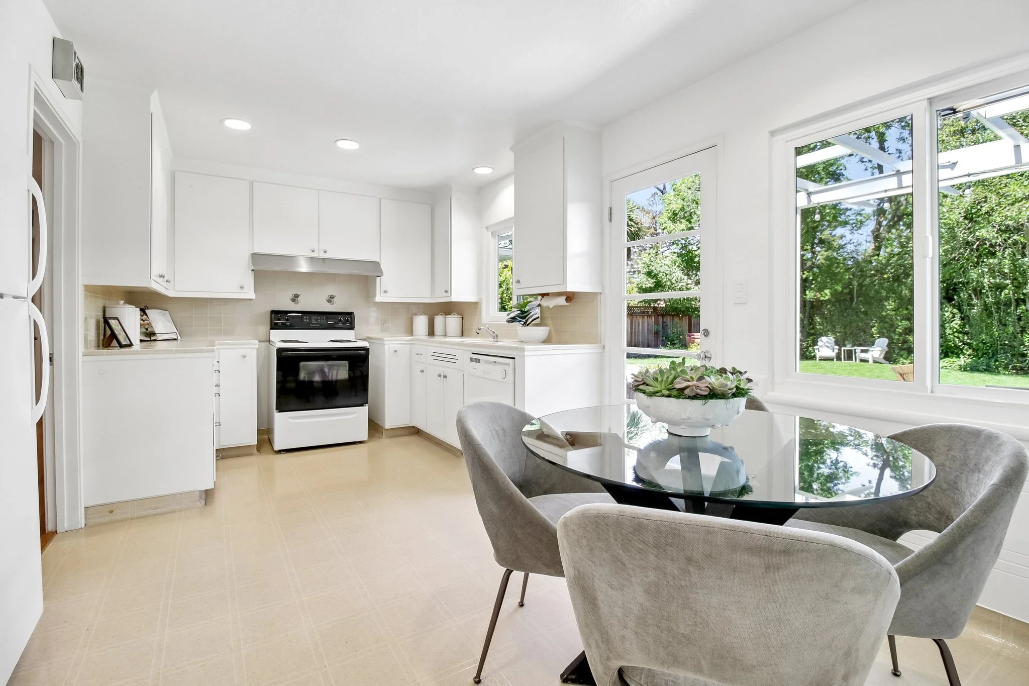 19-web-or-mls-Olive St-S2404-019.jpg