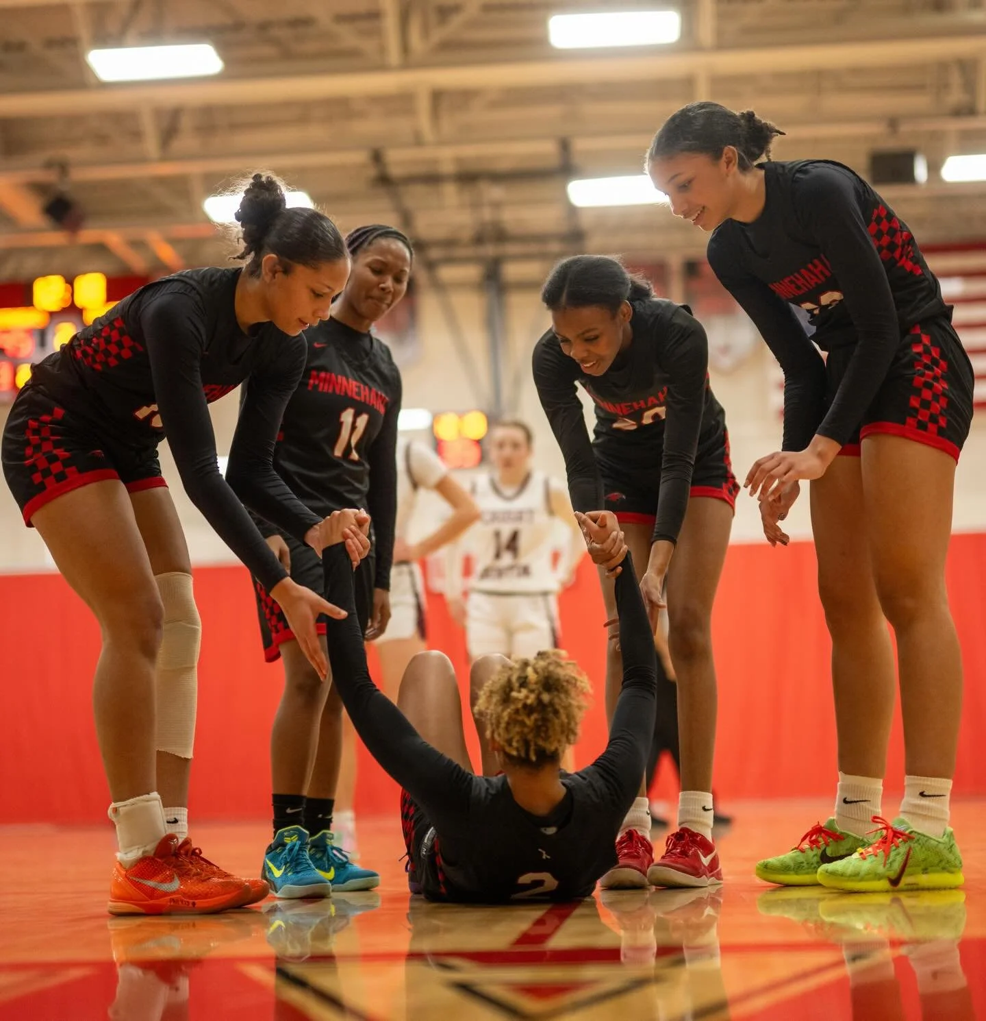 Support #1 seed Redhawks tomorrow night in the section final as they play #3 seed St. Croix Lutheran Academy

📍Anoka-Ramsey CC | ⏰ 8pm