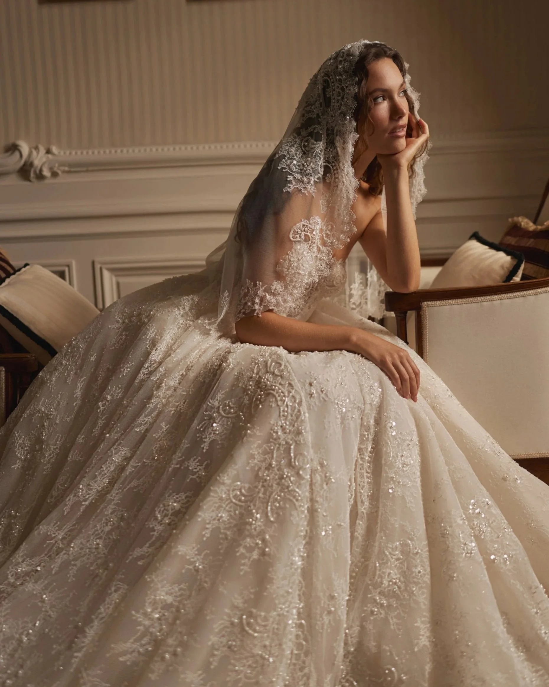 VL-001 – Elena Morar Lace Bridal Veil