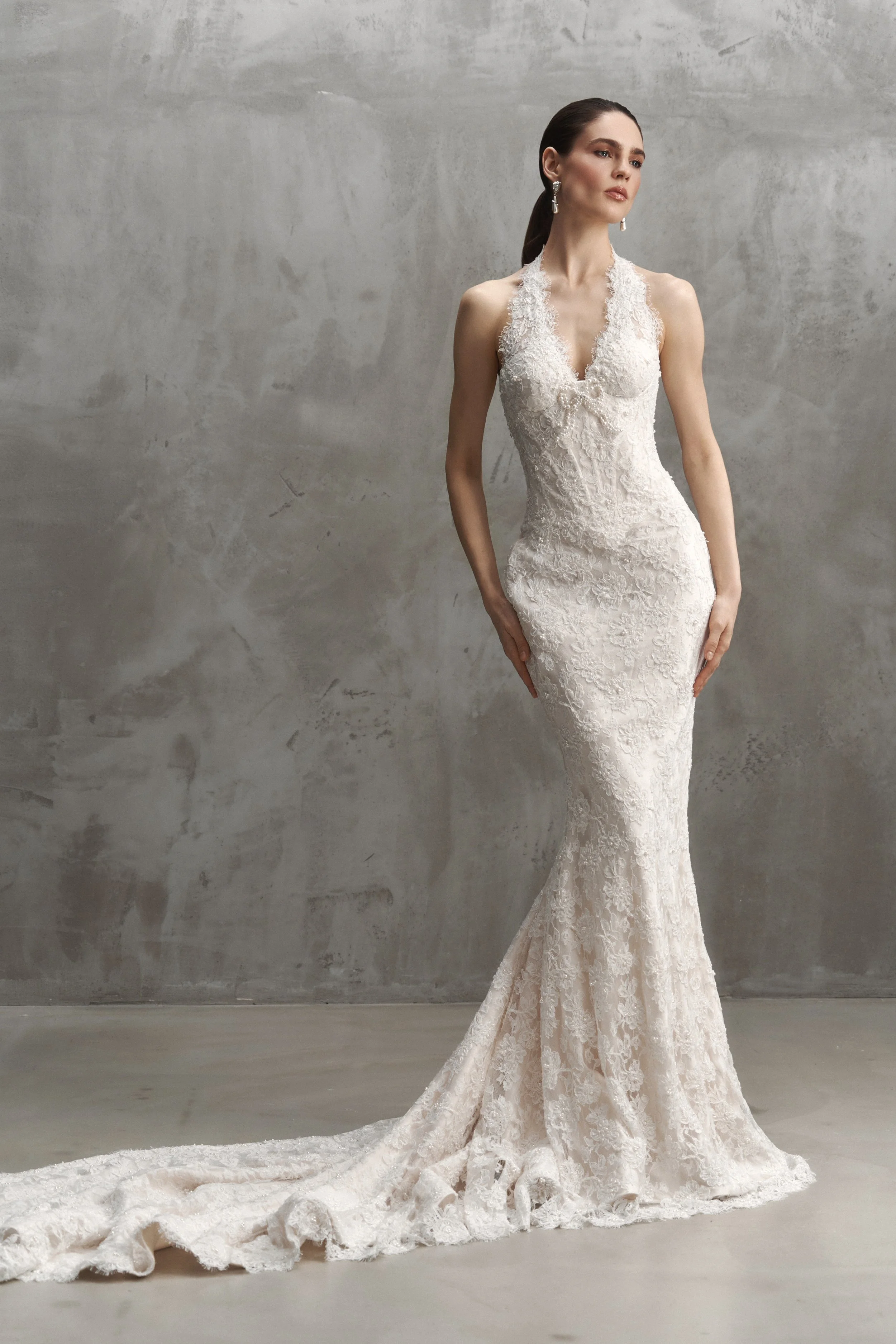 Etweldi Rara Avis Wedding Dress & Detachable Train