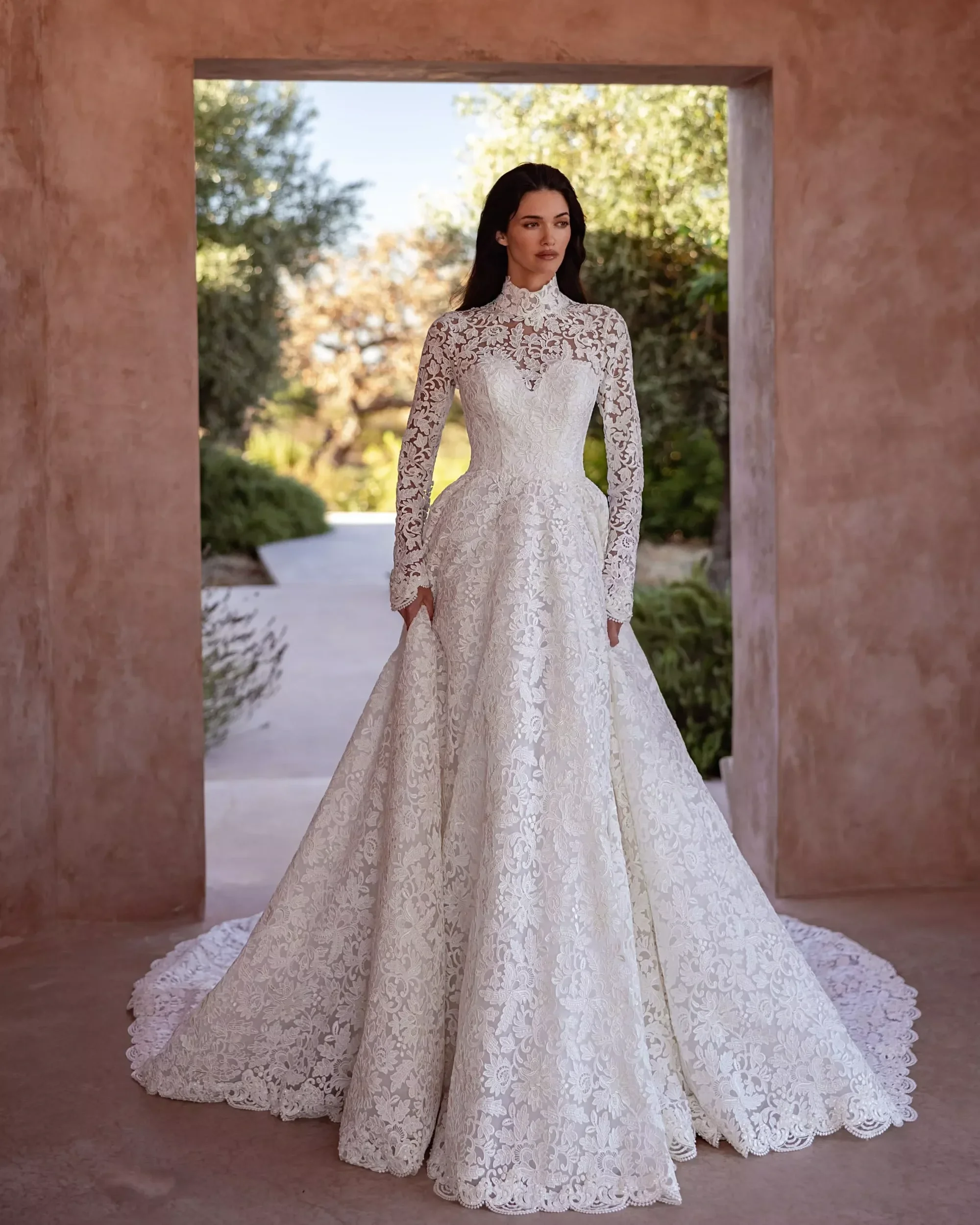 SD-007 – Elena Morar Soft Dreams High-Neck Lace Wedding Dress & Veil