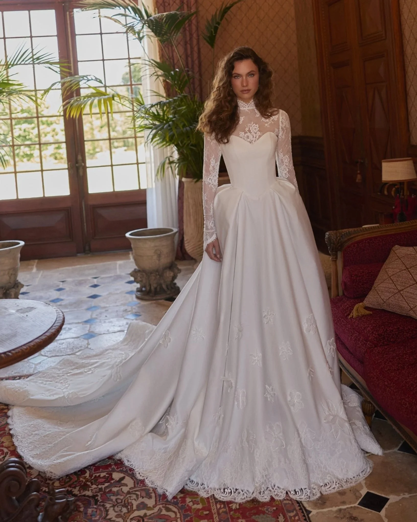 VL-005 – Elena Morar Mikado Wedding Dress, Lace Bolero & Veil