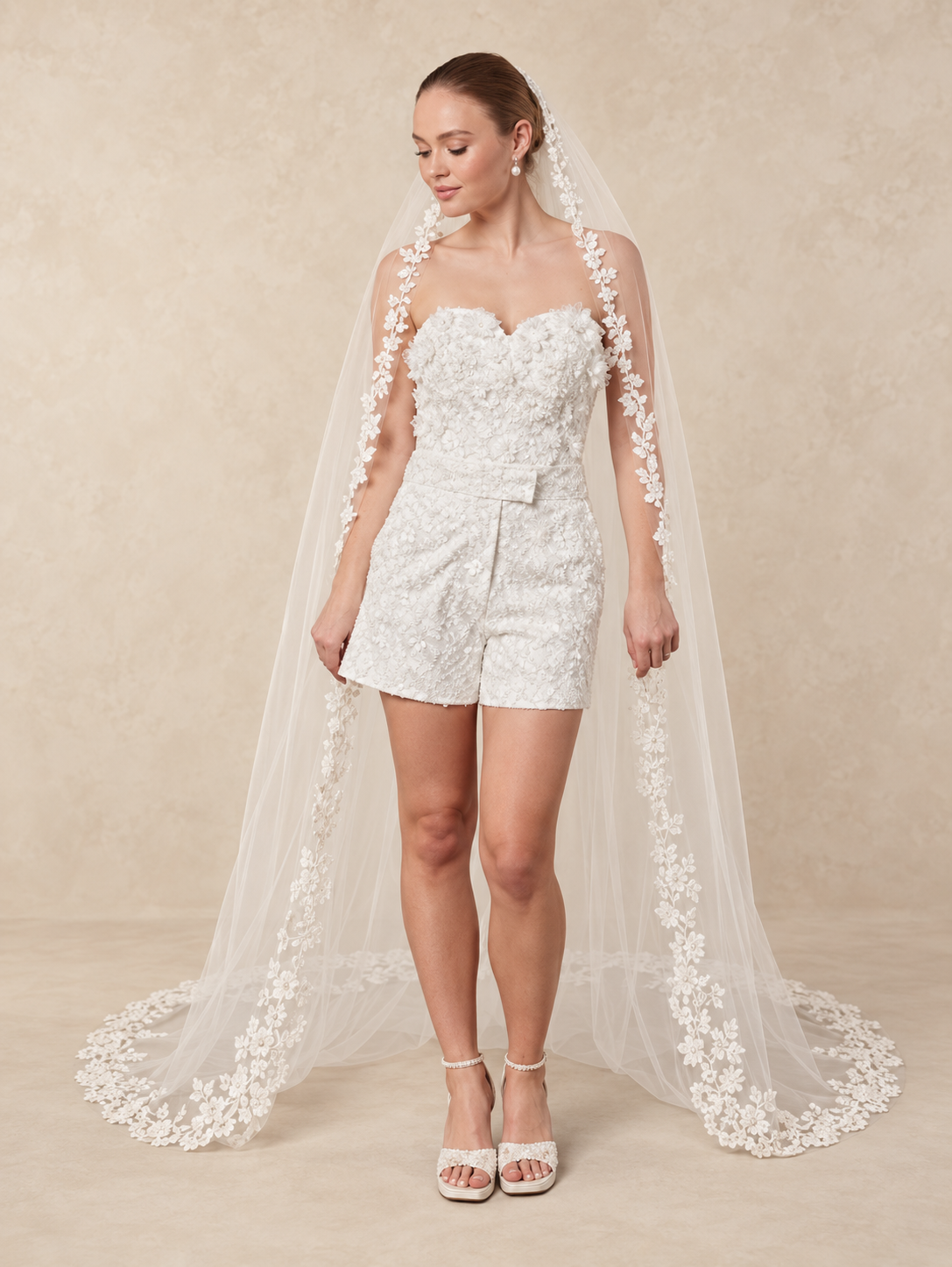 Lace Bridal Veil | Sample Sale