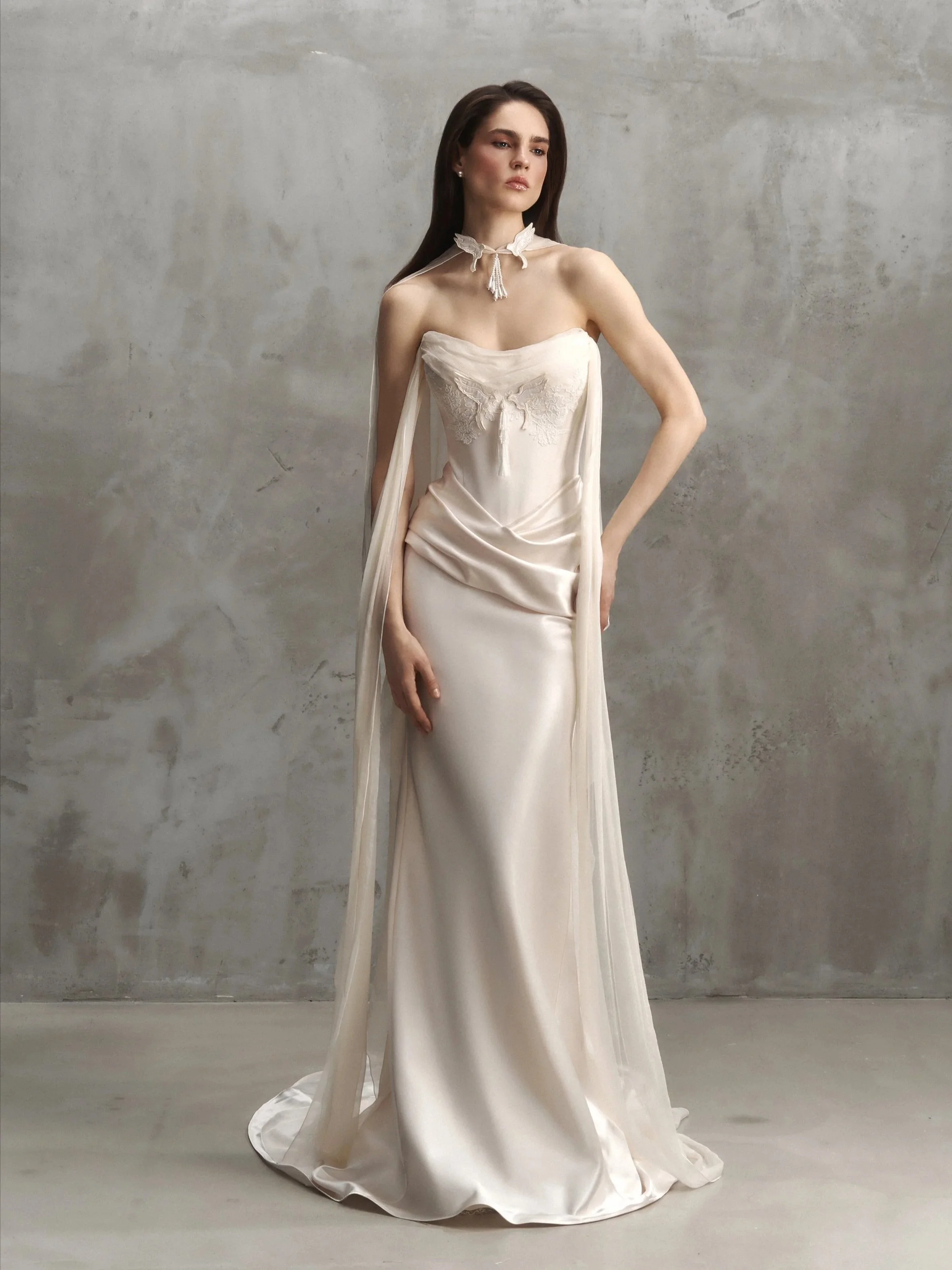 Kunst Rara Avis Wedding Dress