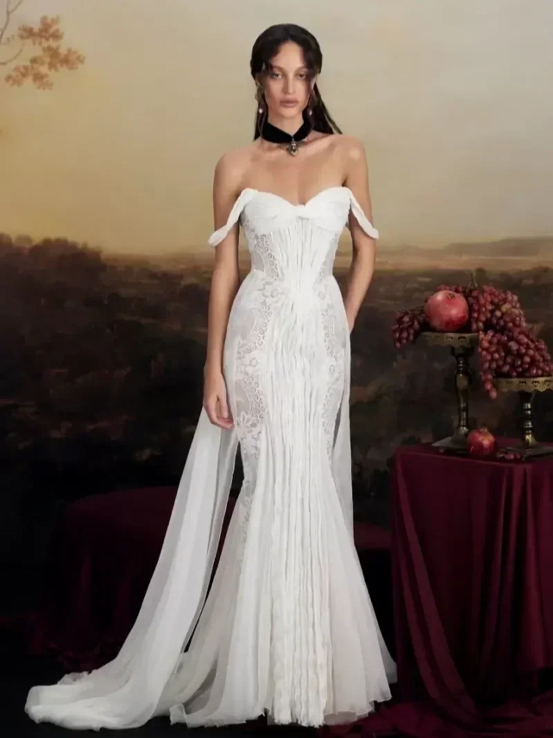 Curie – Rara Avis Couture Wedding Dress