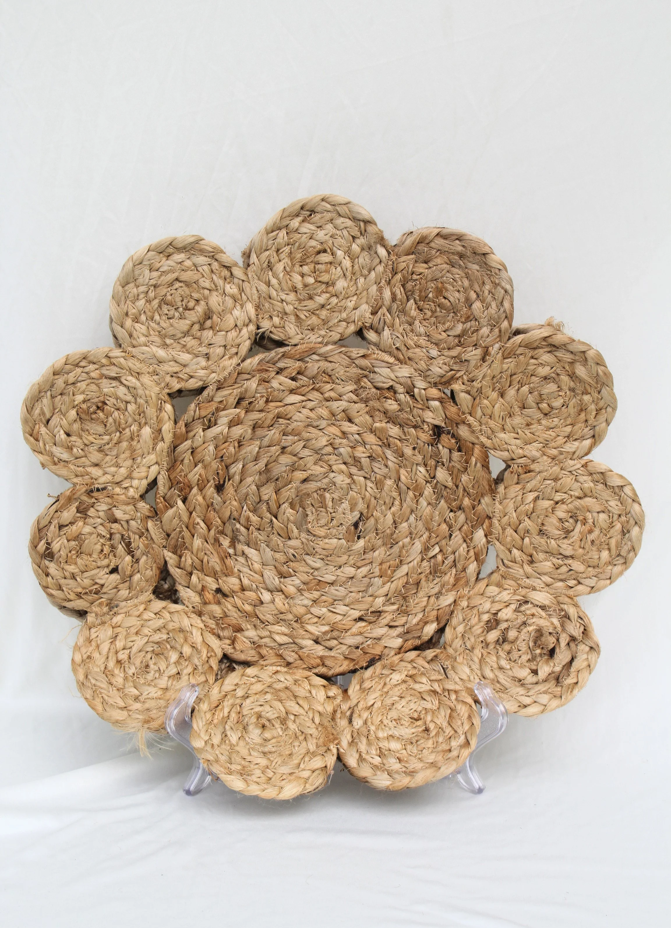 Rattan Floral Charger