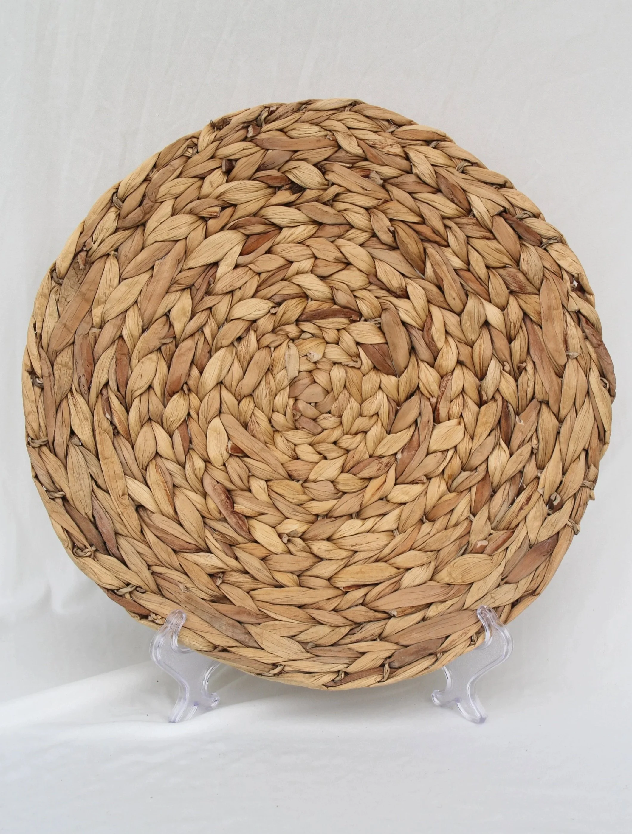 Rattan+Charger%2C14+in+154%2C+15+in+115.jpg